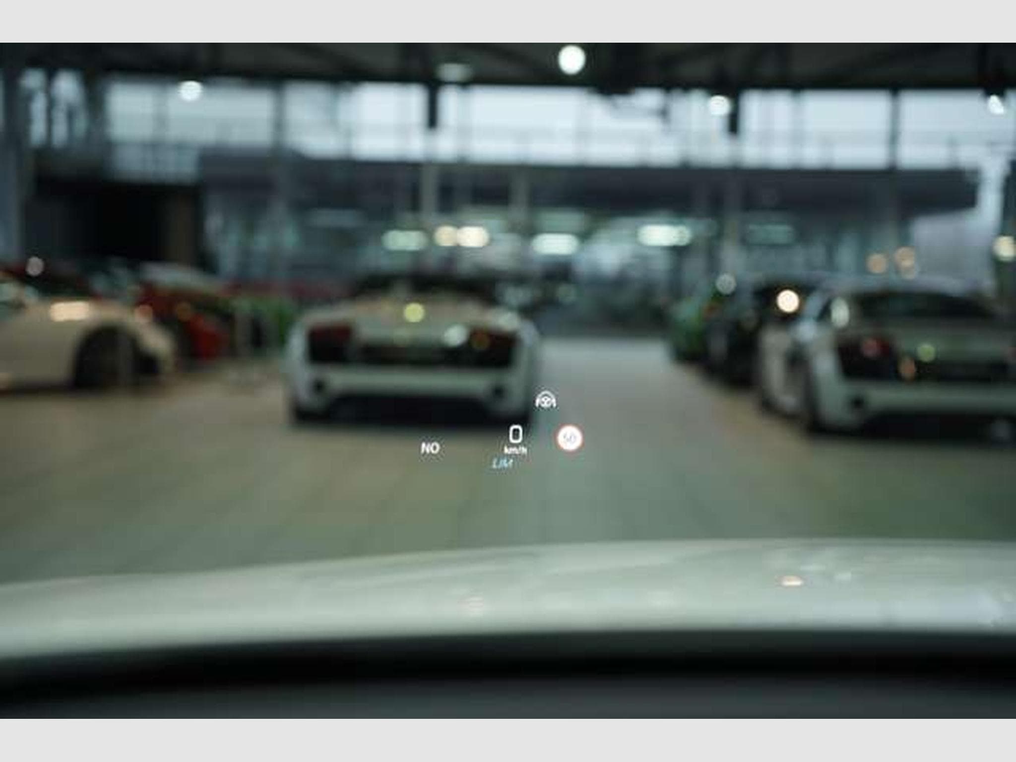 Mercedes E 400 d T 4M AMG Line *2.H *Distr.*Pano*H-UP*AHK (2018) - Photo 39