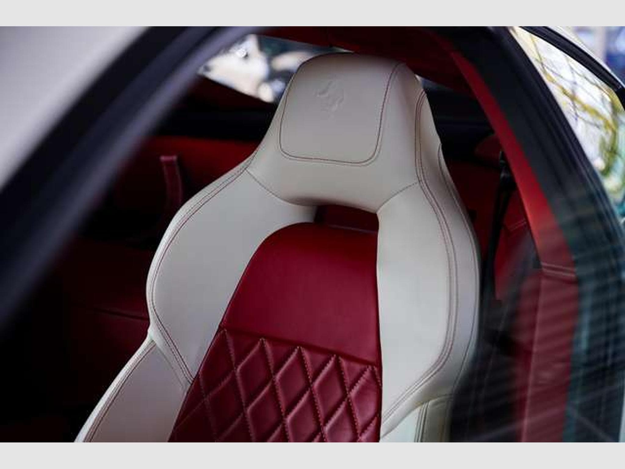 Ferrari F12 Berlinetta Berlinetta *Einzelstück *Carbon *Lift *22 * (2015) - Photo 24