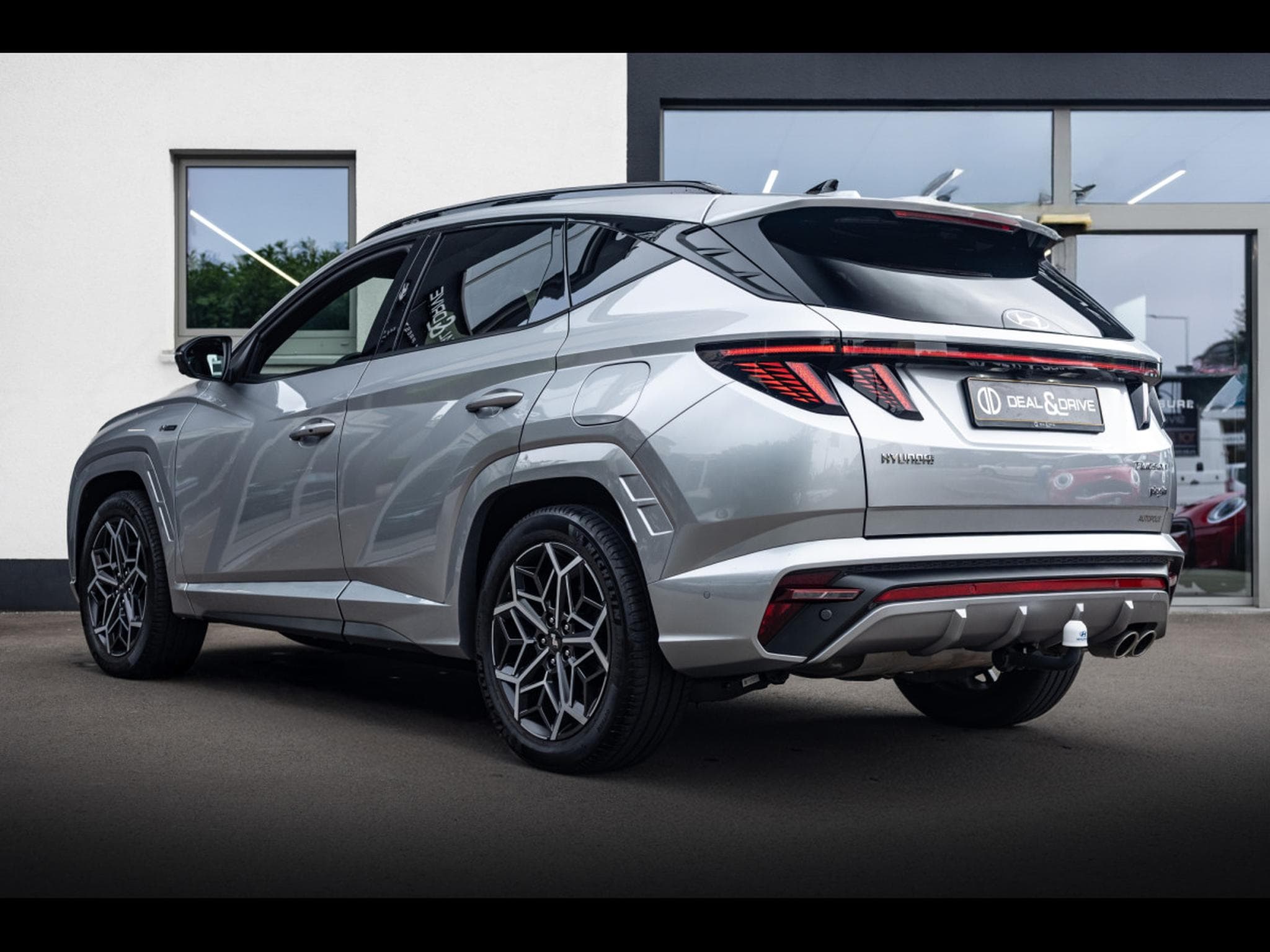 Hyundai Tucson 1.6 T-GDI PLUG-IN-HYBRID 265 4WD SHINE N-LINE SENSATION (2024) - Photo 3