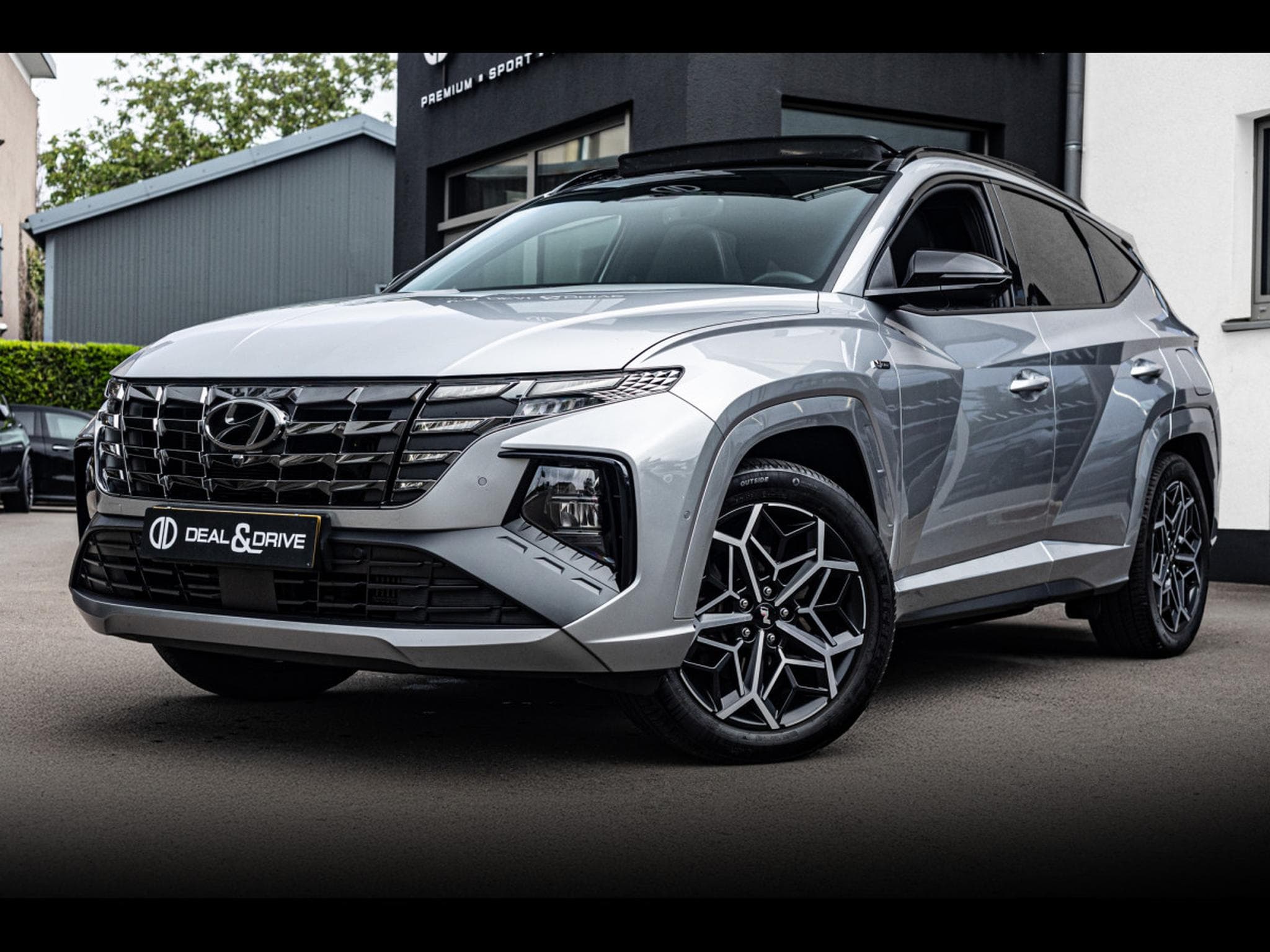 Hyundai Tucson 1.6 T-GDI PLUG-IN-HYBRID 265 4WD SHINE N-LINE SENSATION (2024) - Photo 1