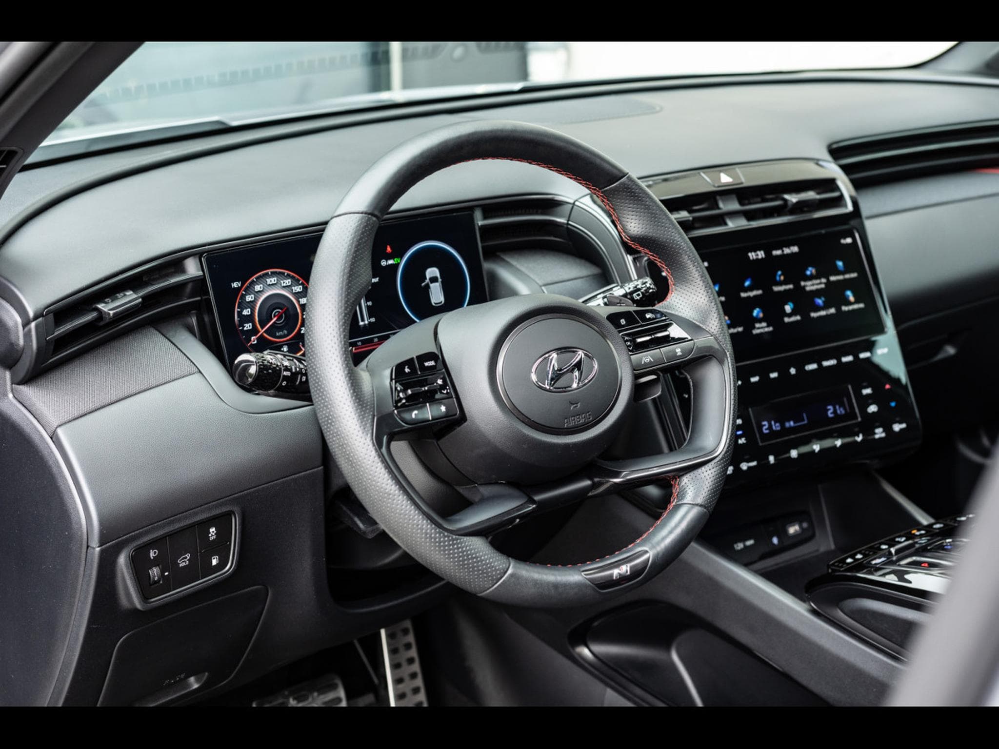 Hyundai Tucson 1.6 T-GDI PLUG-IN-HYBRID 265 4WD SHINE N-LINE SENSATION (2024) - Photo 10