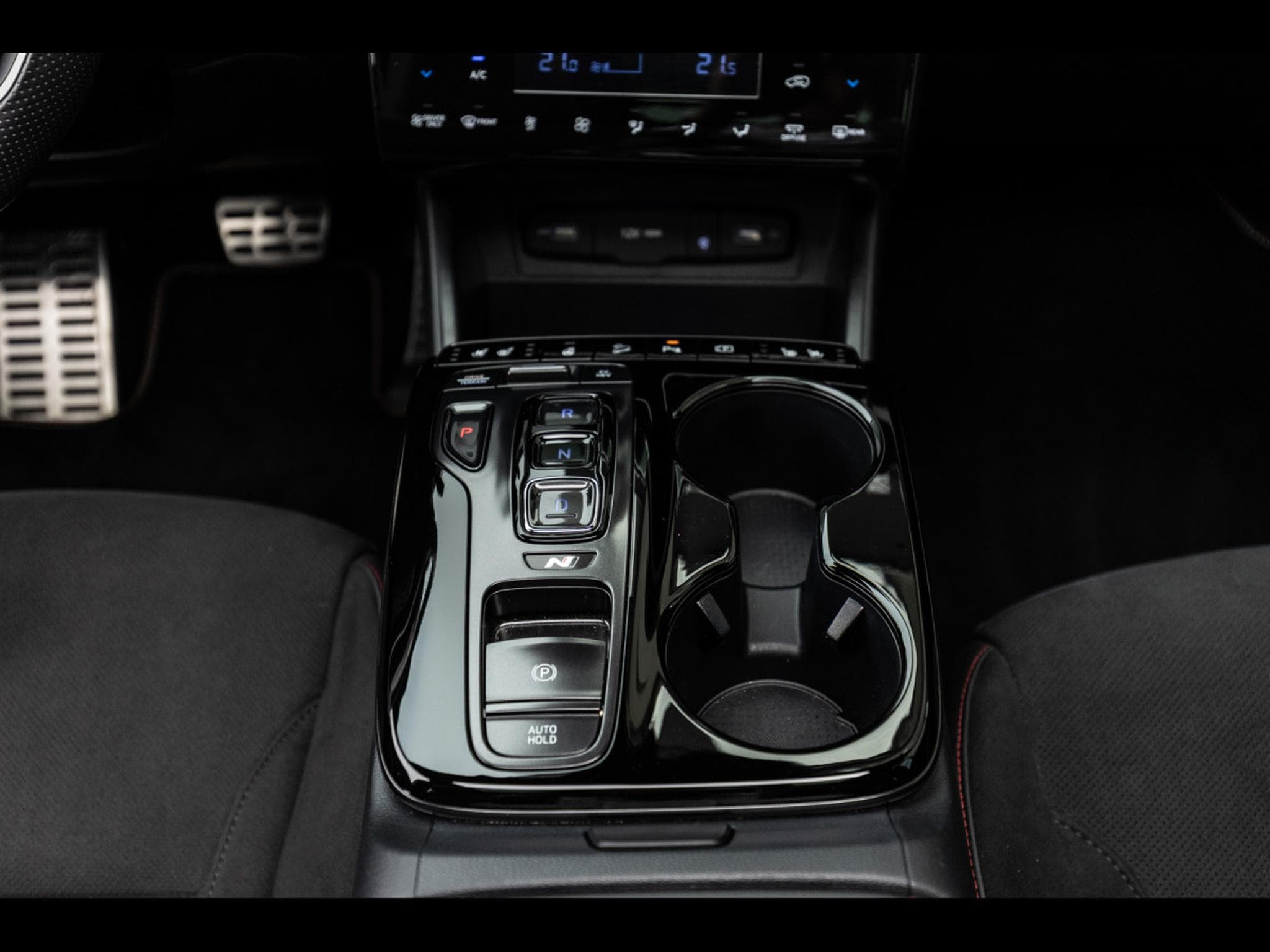 Hyundai Tucson 1.6 T-GDI PLUG-IN-HYBRID 265 4WD SHINE N-LINE SENSATION (2024) - Photo 18