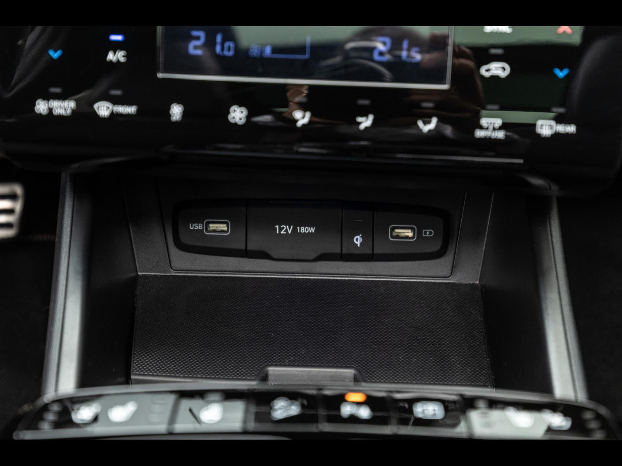 Hyundai Tucson 1.6 T-GDI PLUG-IN-HYBRID 265 4WD SHINE N-LINE SENSATION (2024) - Photo 20