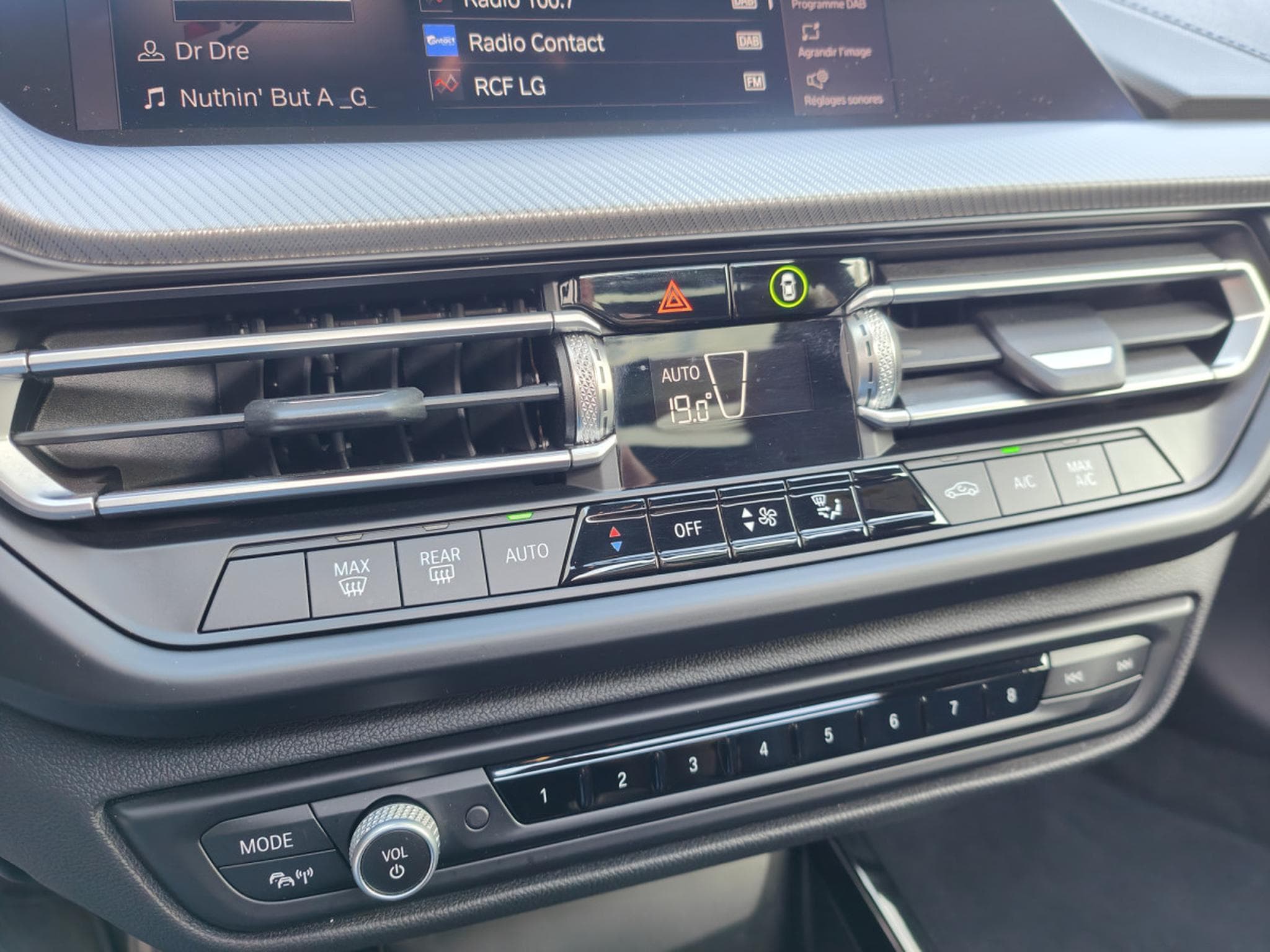 BMW 218 218iA PACK M GPS TOIT OUVRANT CARPLAY BLUETOOTH PHARES LED (2021) - Photo 14