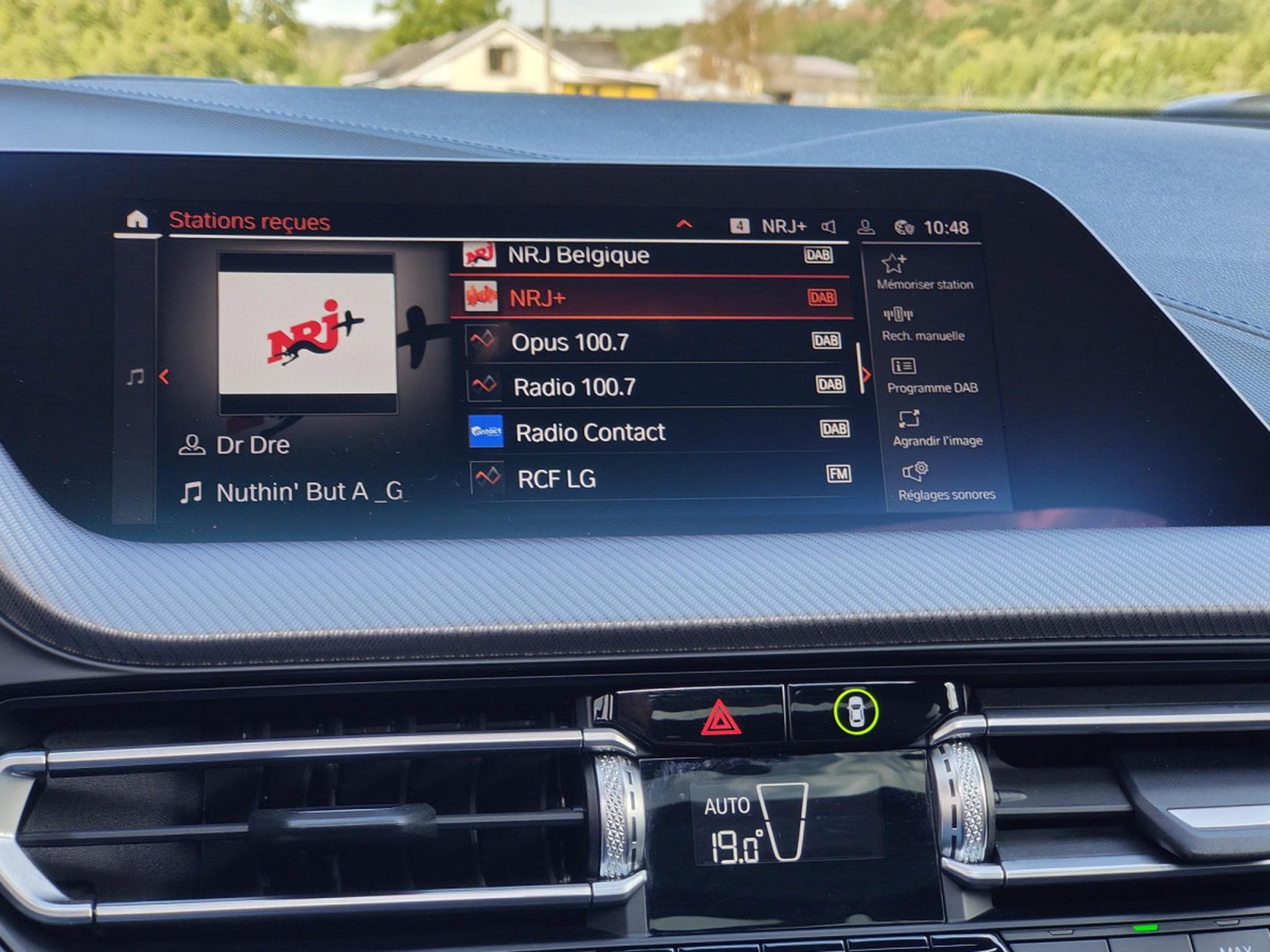 BMW 218 218iA PACK M GPS TOIT OUVRANT CARPLAY BLUETOOTH PHARES LED (2021) - Photo 15
