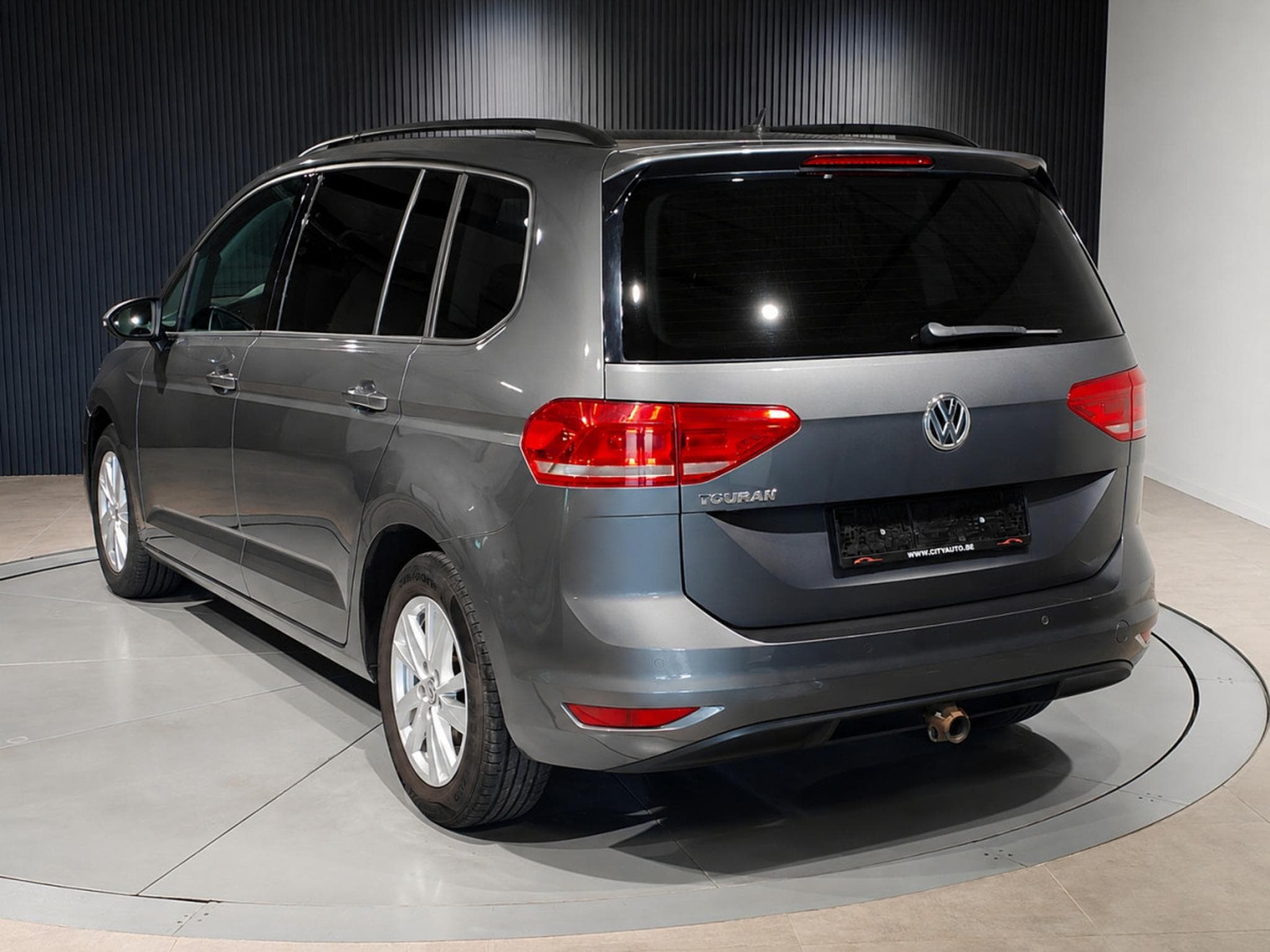 VW Touran 1.5 TSI 7 PLACES GPS BLUETOOTH APS AV/ARR PHARES LED (2019) - Photo 2