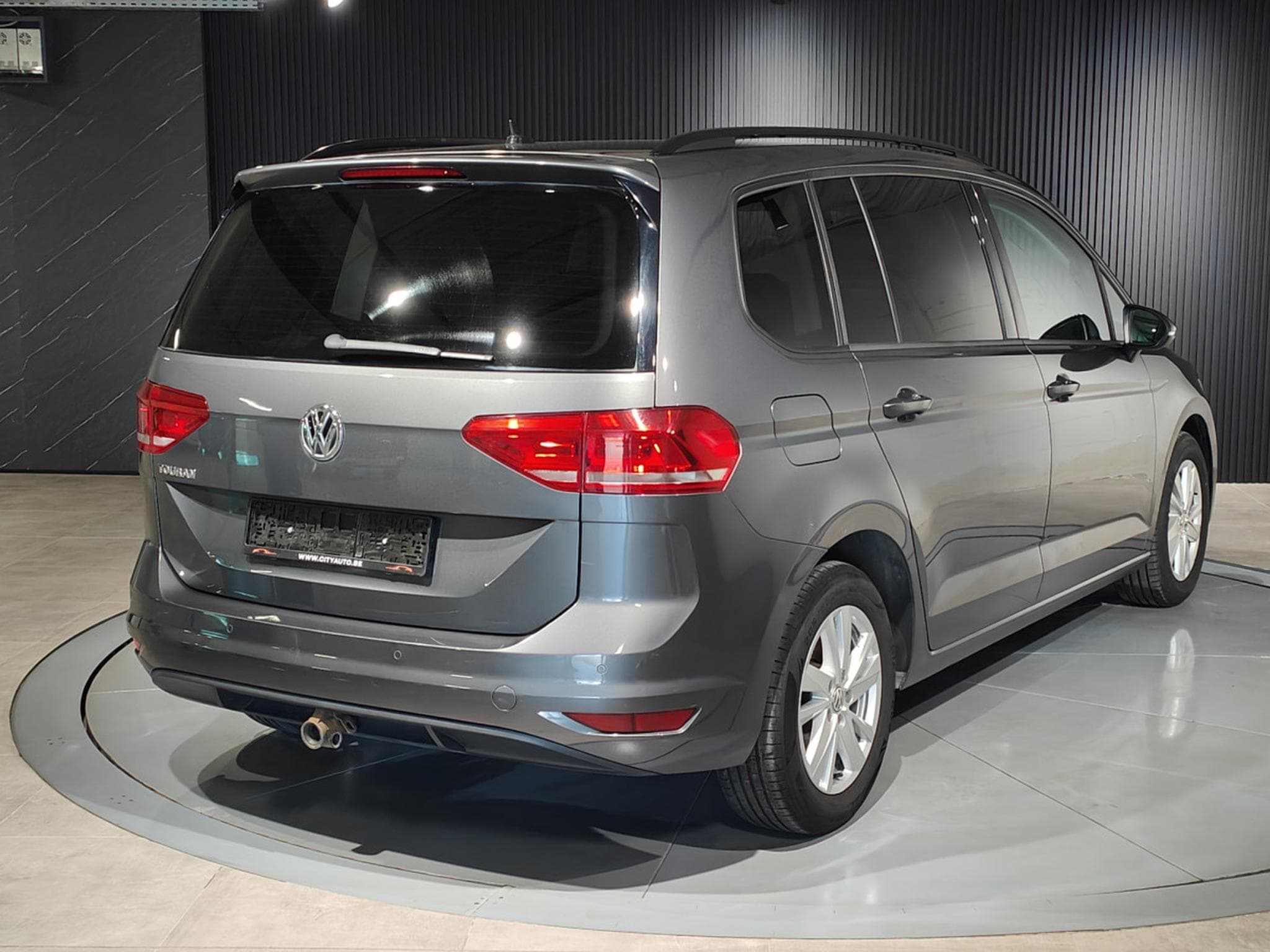 VW Touran 1.5 TSI 7 PLACES GPS BLUETOOTH APS AV/ARR PHARES LED (2019) - Photo 5