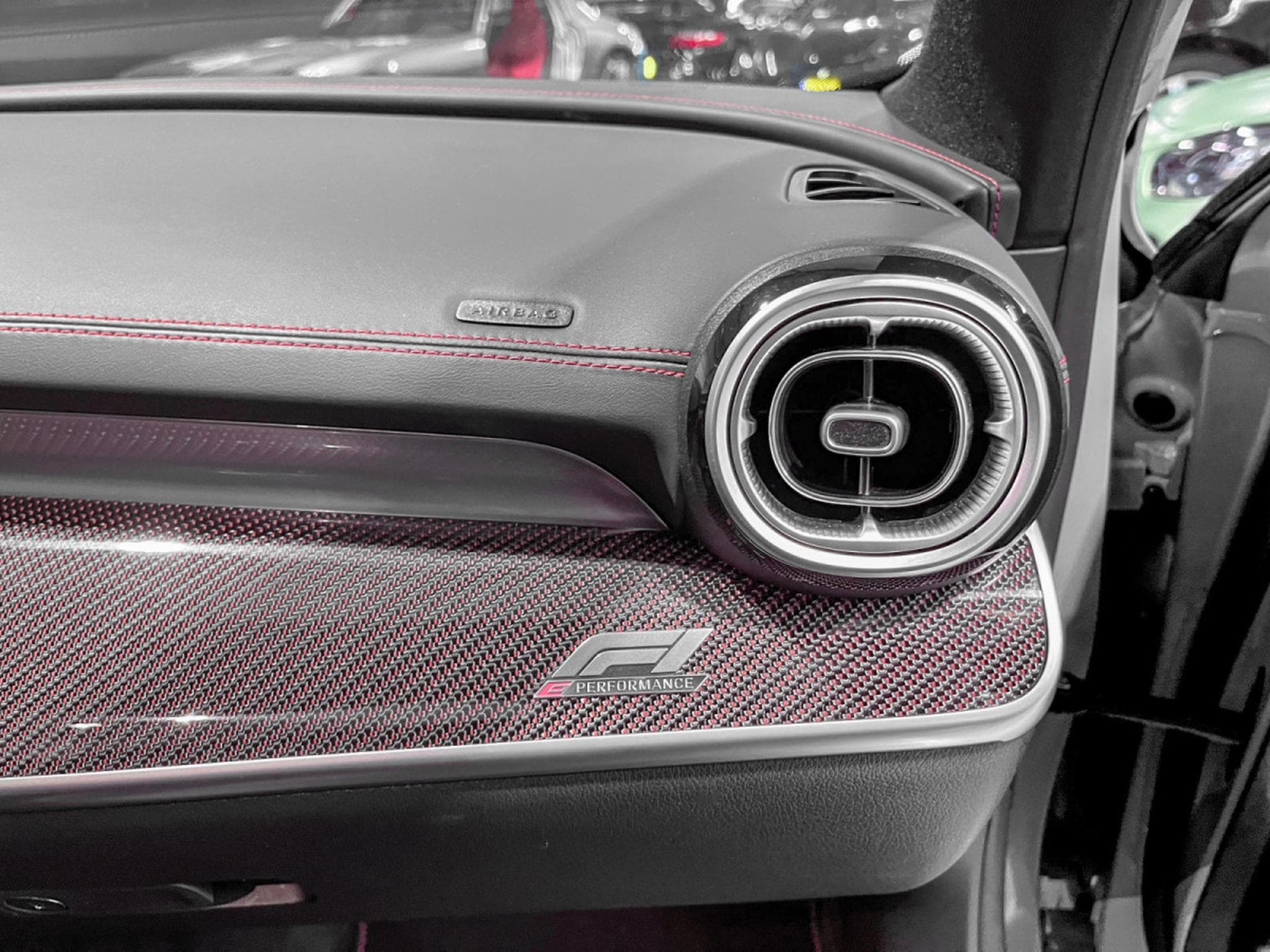 Mercedes C 63 AMG C 63 S AMG 4Matic+ F1 Edition/Distro+Pano+HuD+Memory+CARBON+ (2024) - Photo 15