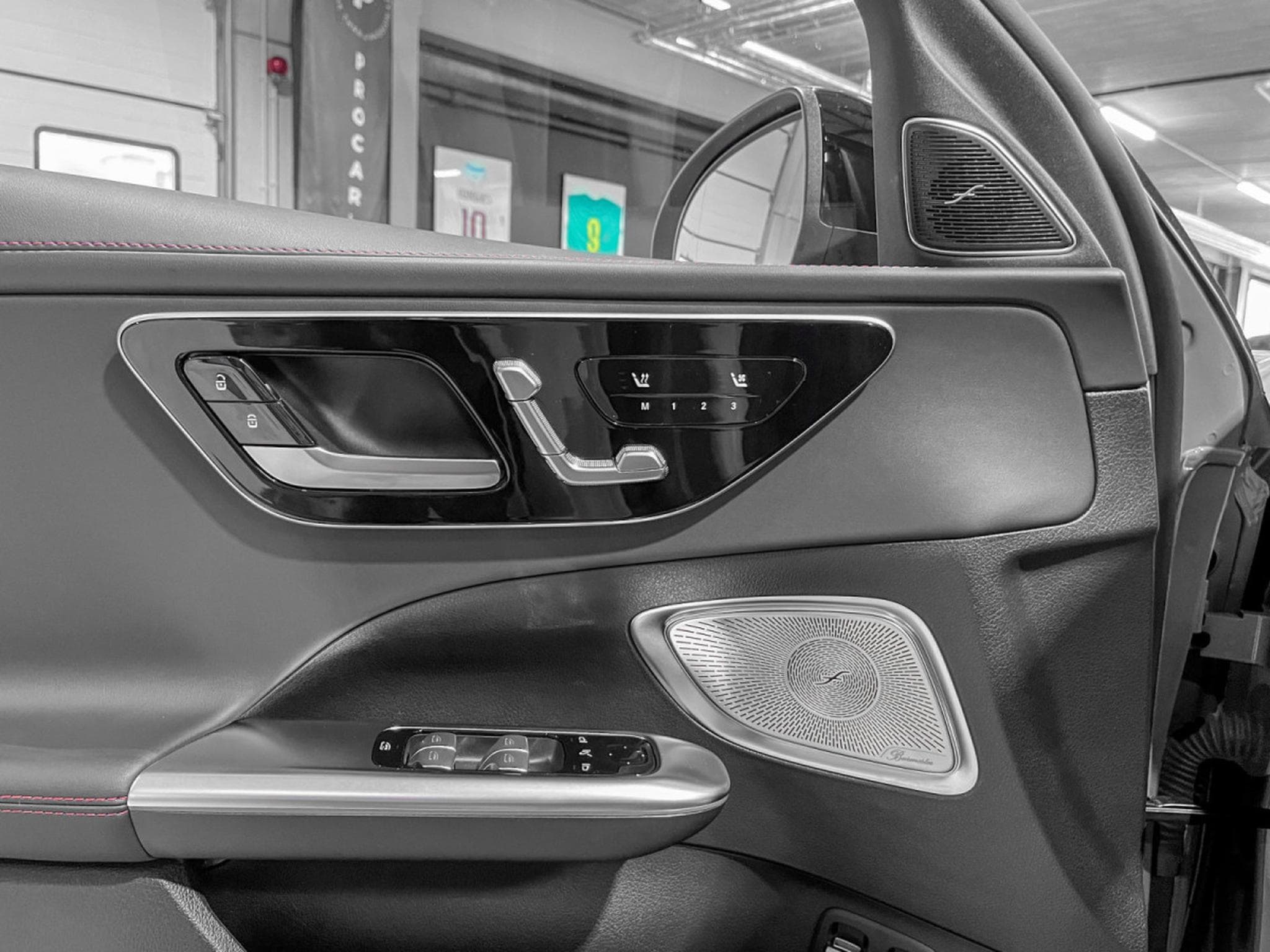 Mercedes C 63 AMG C 63 S AMG 4Matic+ F1 Edition/Distro+Pano+HuD+Memory+CARBON+ (2024) - Photo 16