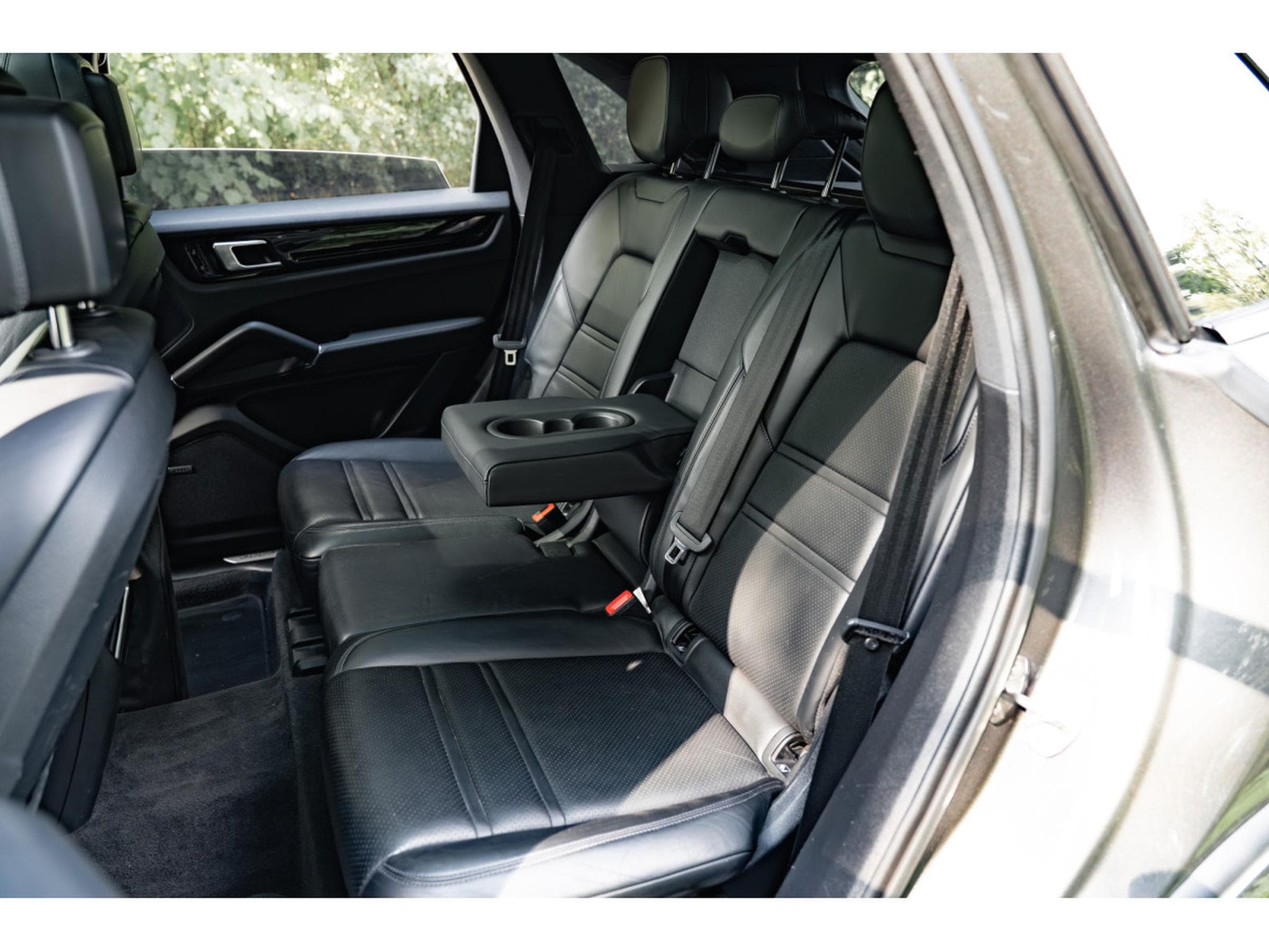 Porsche Cayenne E HYBRID (2021) - Foto 11