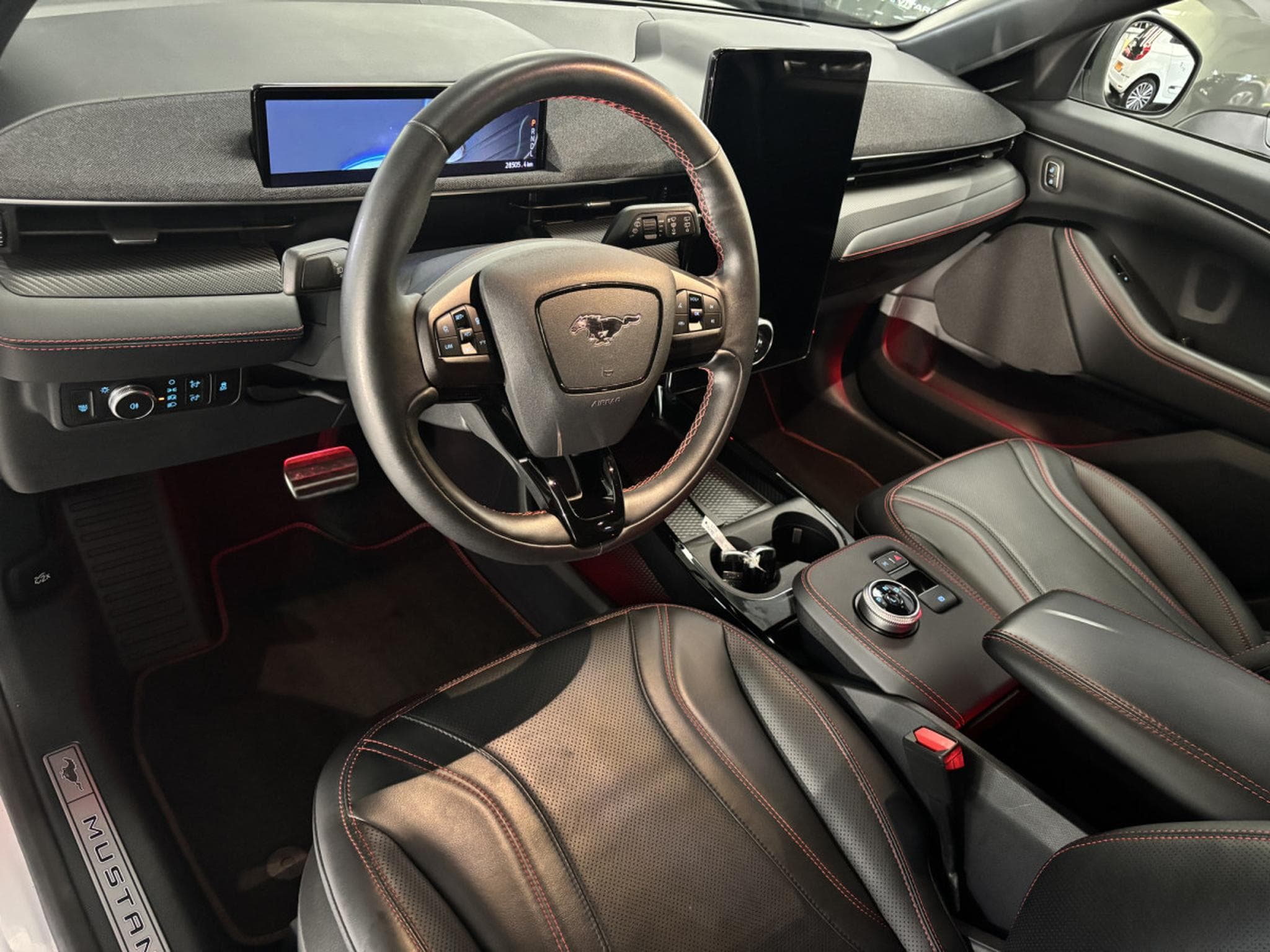 Ford Mustang Mach-E AWD EXtended Range 99 kWh (2022) - Photo 9