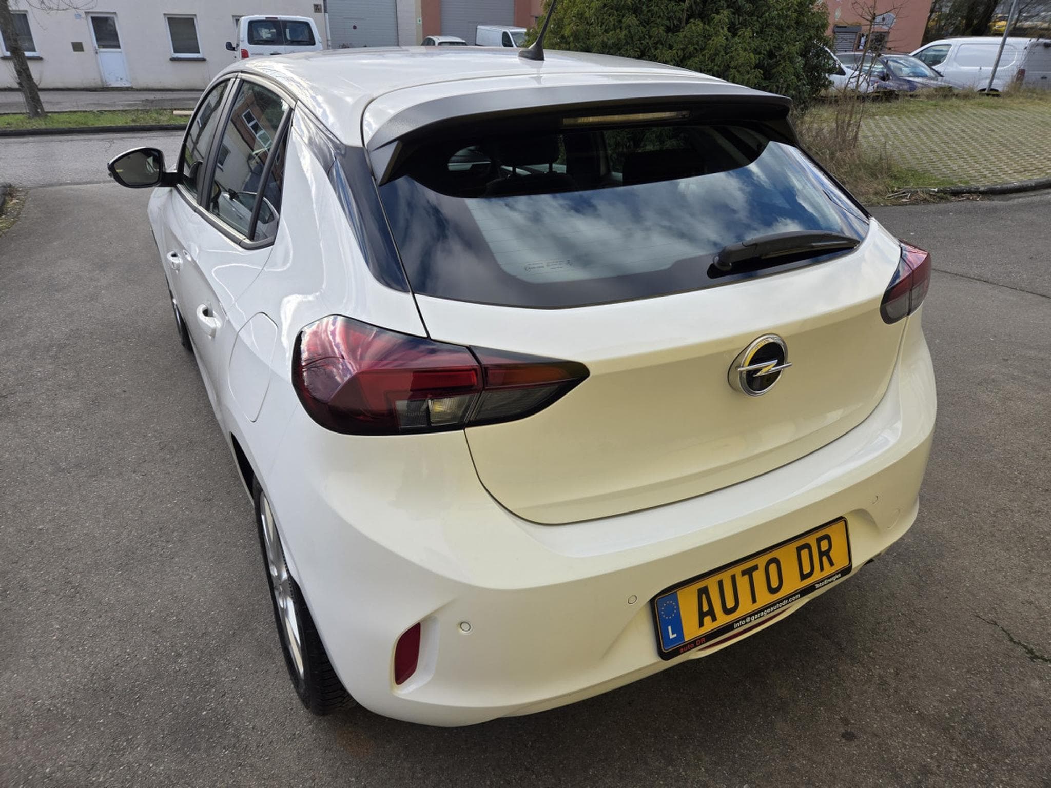 Opel Corsa 1.5 Turbo D 102 CV Garantie 12 Mois (2022) - Photo 4