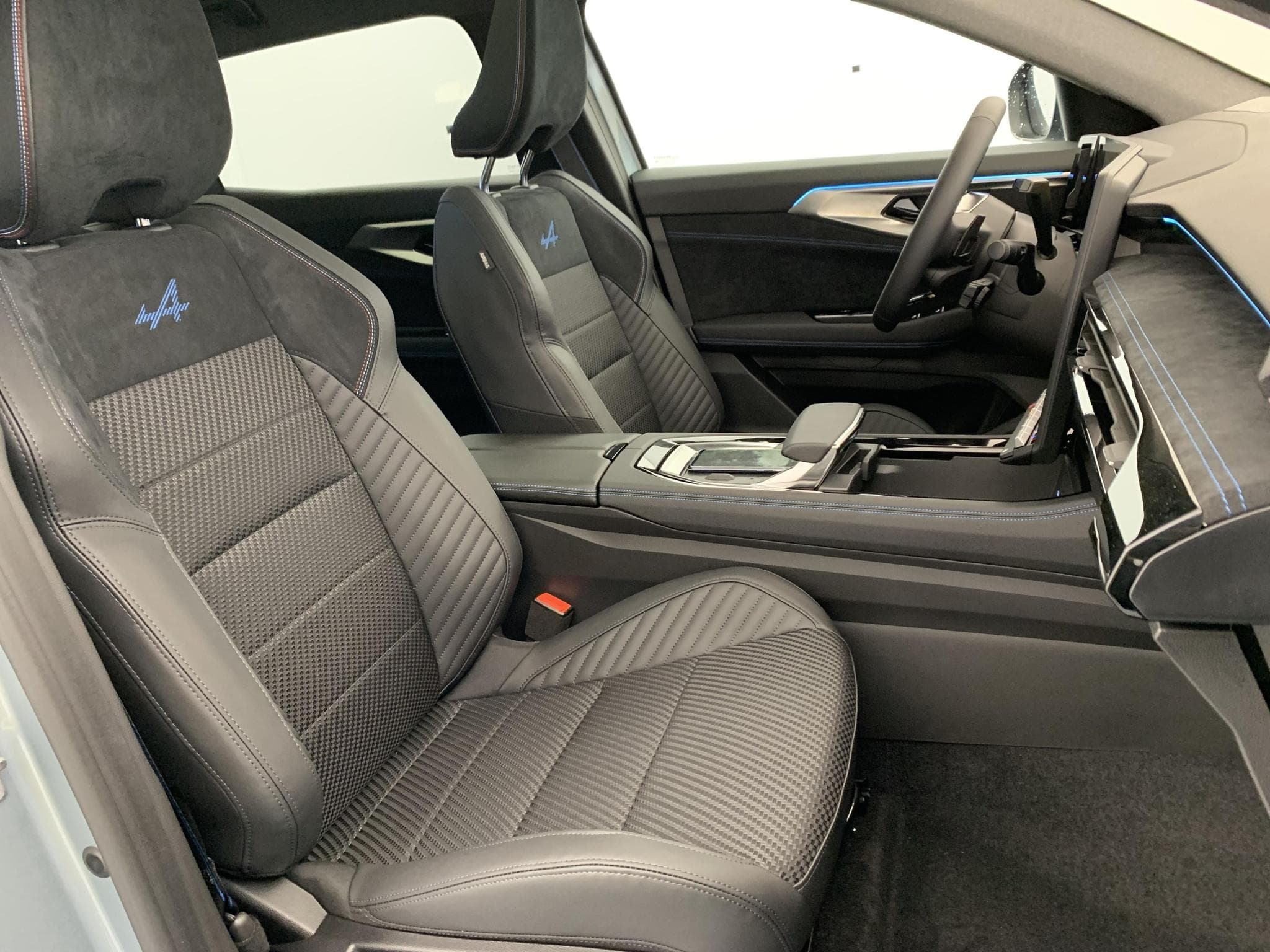 Renault Espace Espace full hybrid E-Tech 200 ch 7pl Esprit Alpine (2026) - Foto 9