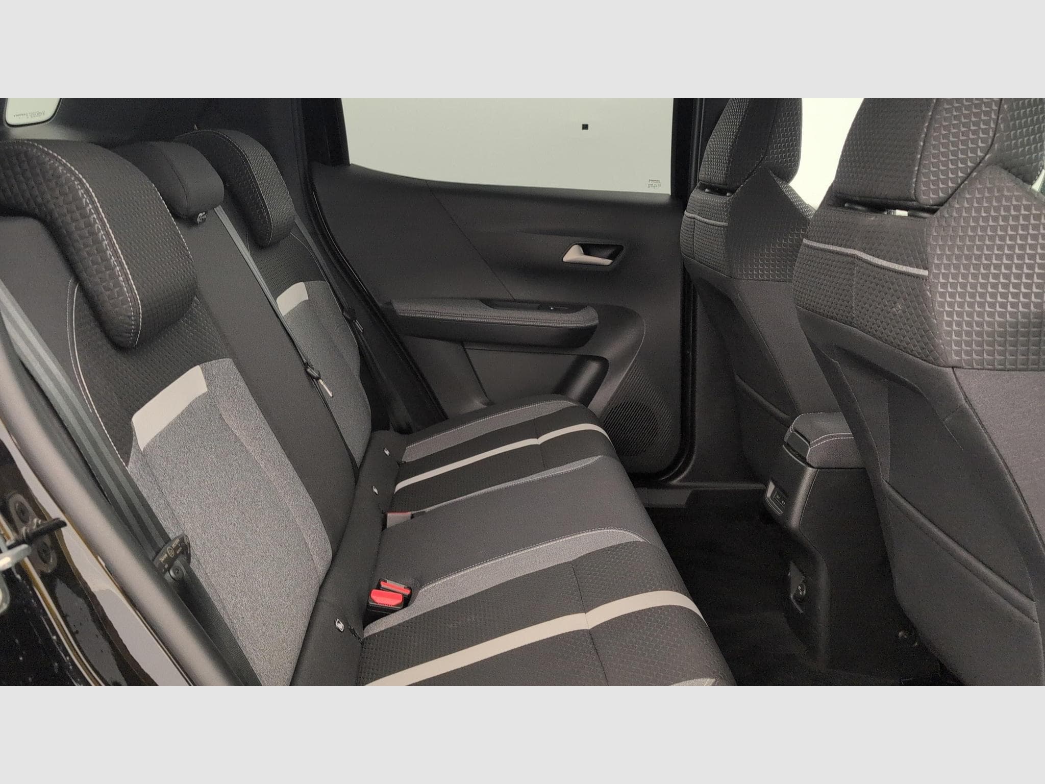 Opel Frontera-e ELECTRIC 113 CH BATTERIE 44 KWH GS (2025) - Foto 10
