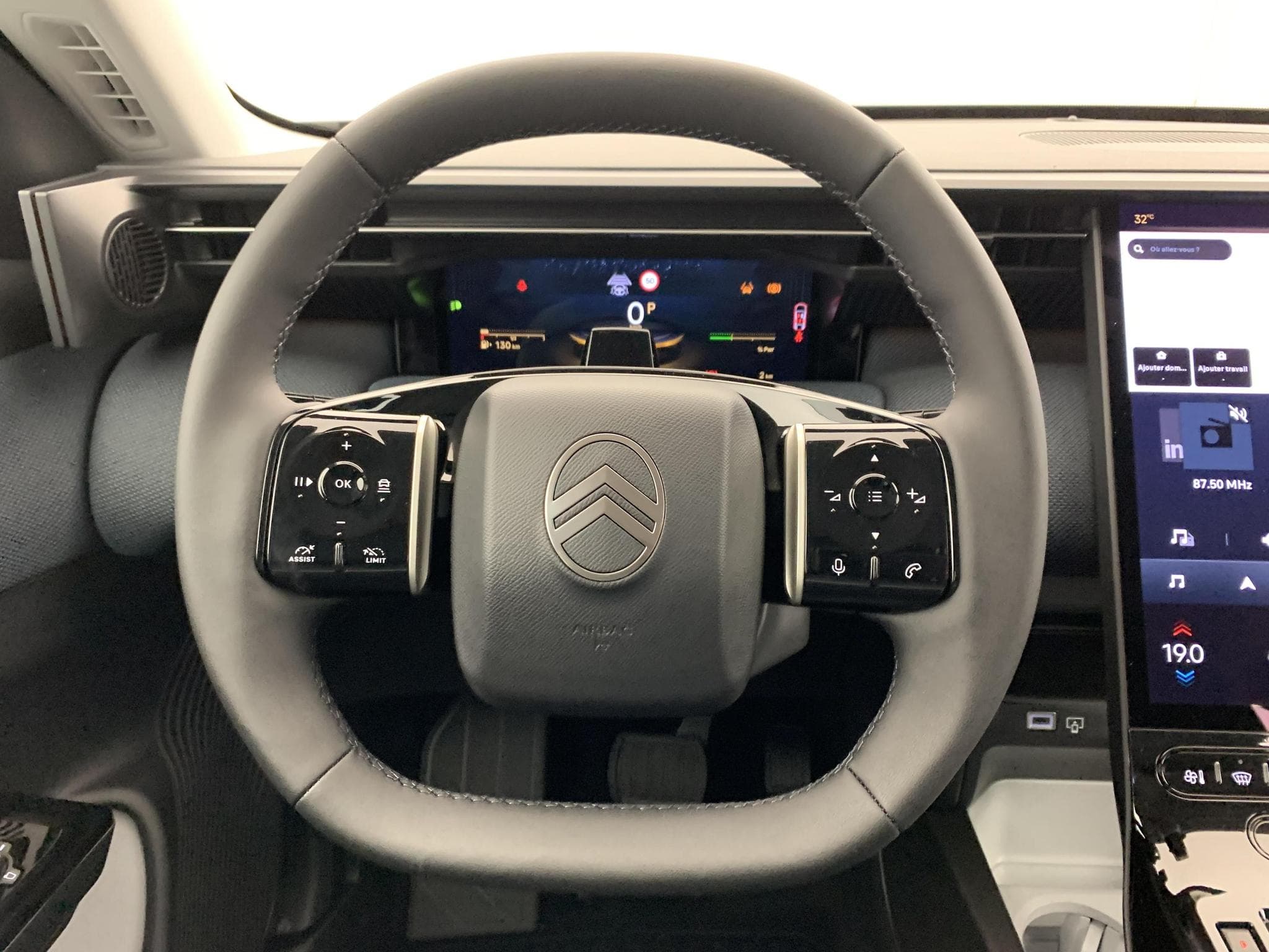 CitroëN C5 Aircross 145 CH E-DCS6 PLUS (2026) - Foto 14