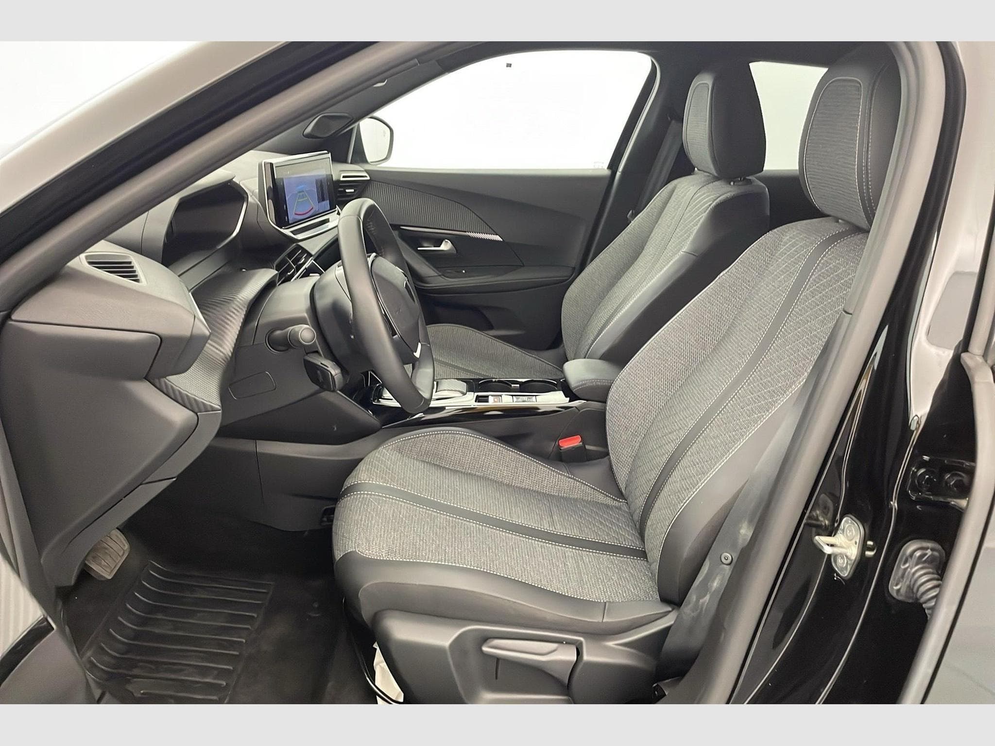 Peugeot 2008 50 kWh 136 ch Allure (2025) - Foto 17