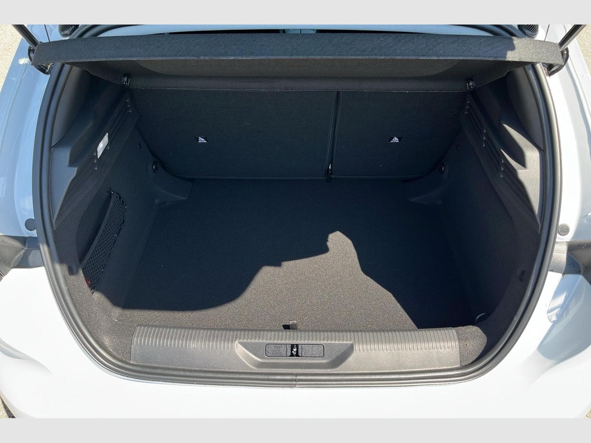 Peugeot 308 BLUEHDI 130CH S&S EAT8 ALLURE (2026) - Photo 11