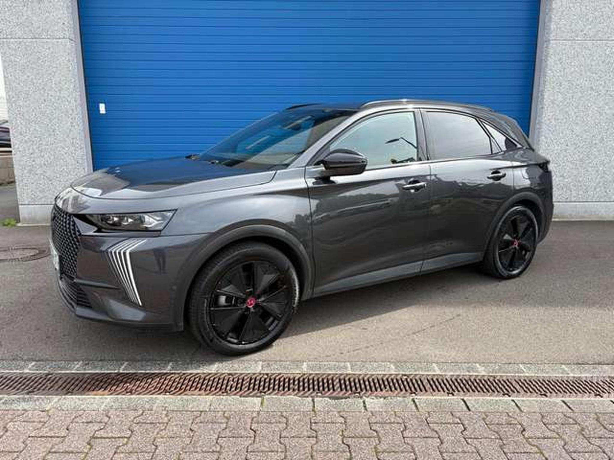 DS Automobiles DS7 DS7 E-TENSE 4x4 300 PERFORMANCE LINE + (2024) - Foto 2