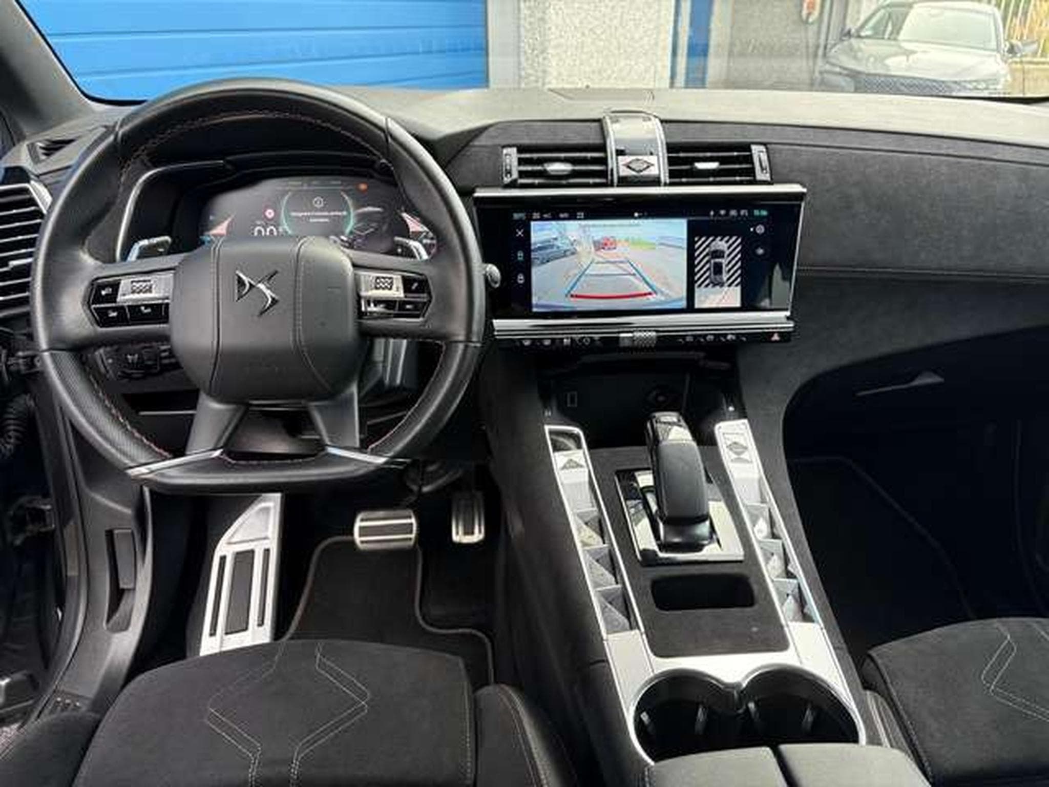 DS Automobiles DS7 DS7 E-TENSE 4x4 300 PERFORMANCE LINE + (2024) - Foto 4