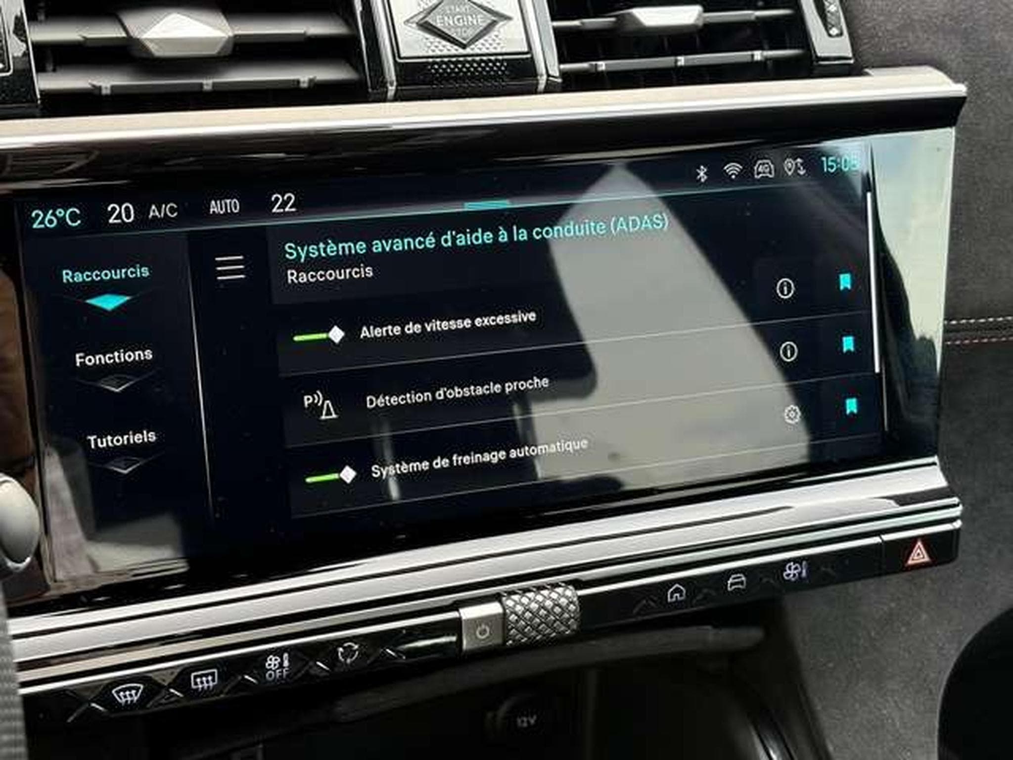 DS Automobiles DS7 DS7 E-TENSE 4x4 300 PERFORMANCE LINE + (2024) - Foto 12