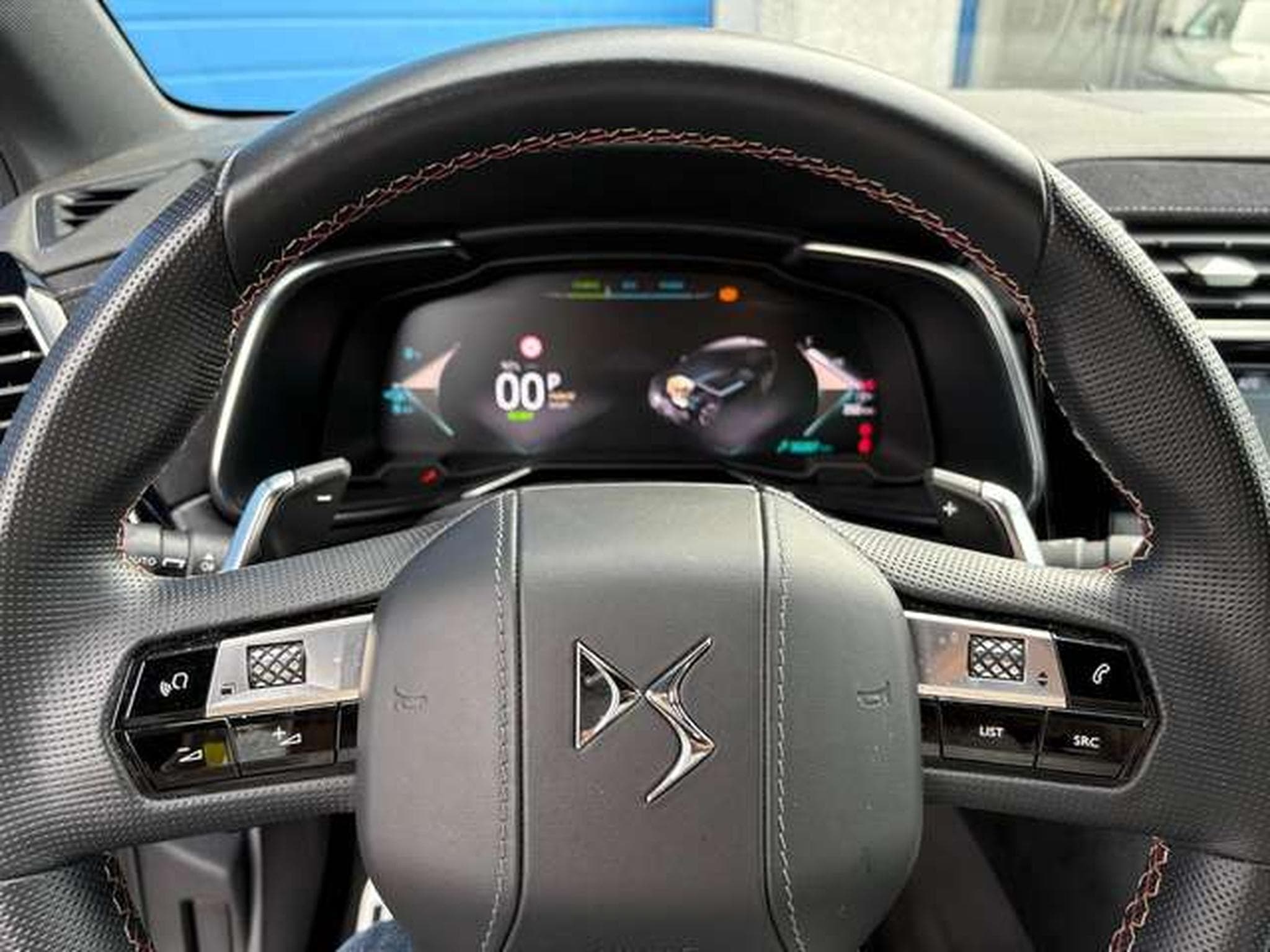 DS Automobiles DS7 DS7 E-TENSE 4x4 300 PERFORMANCE LINE + (2024) - Foto 14