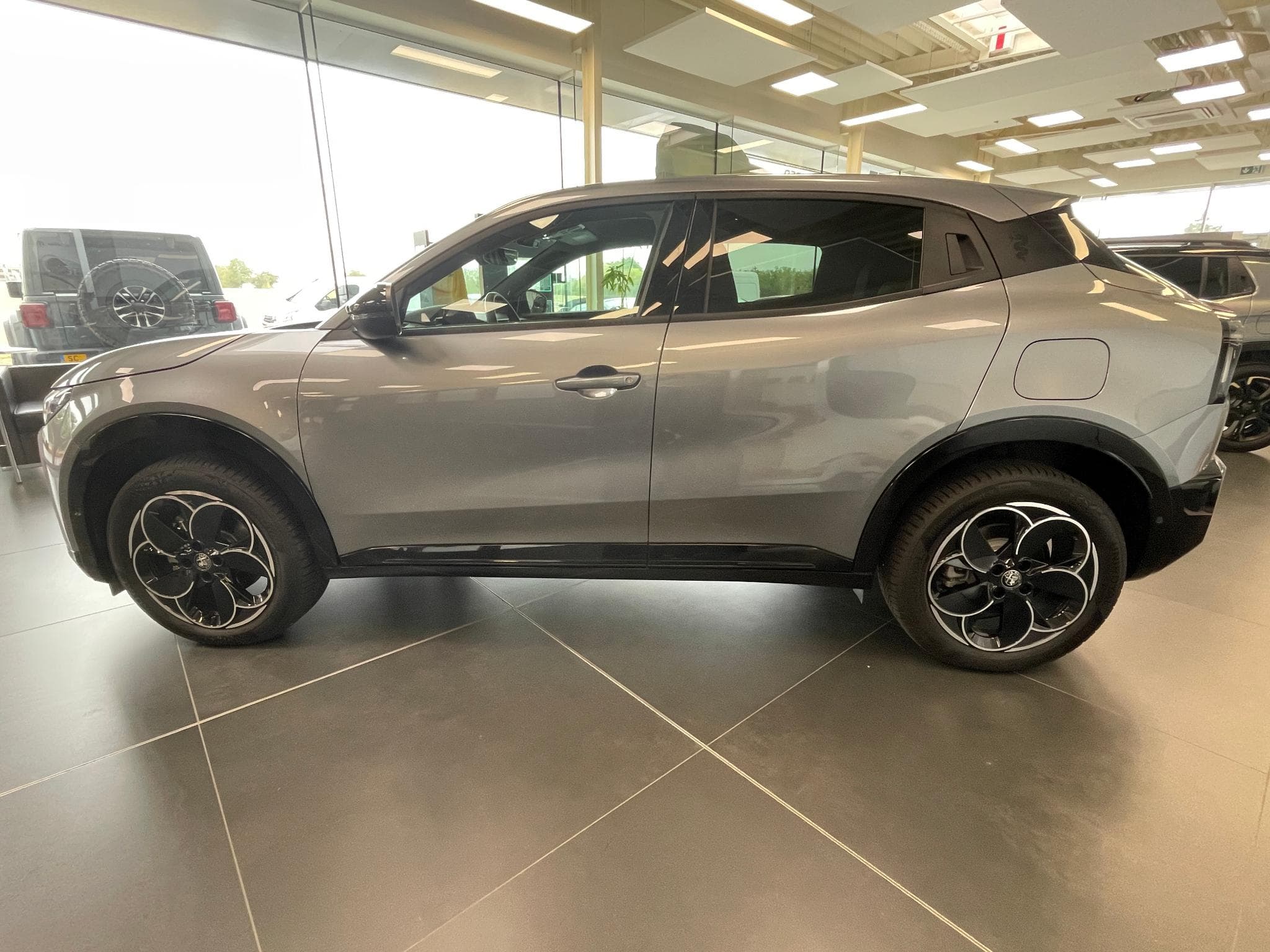 Alfa-Romeo Junior Ibrida (2025) - Foto 2