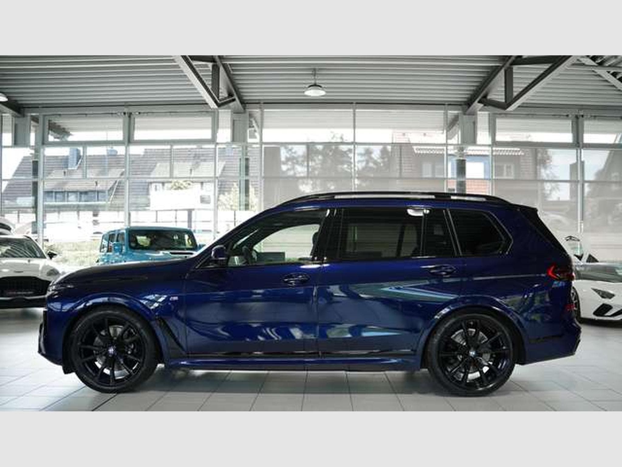 BMW X7 xD 40 d M Sport Pro 2H. *22*SkyLounge*Schale (2025) - Photo 10
