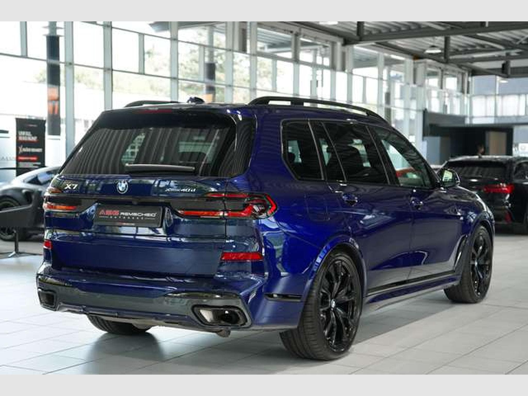 BMW X7 xD 40 d M Sport Pro 2H. *22*SkyLounge*Schale (2025) - Photo 7