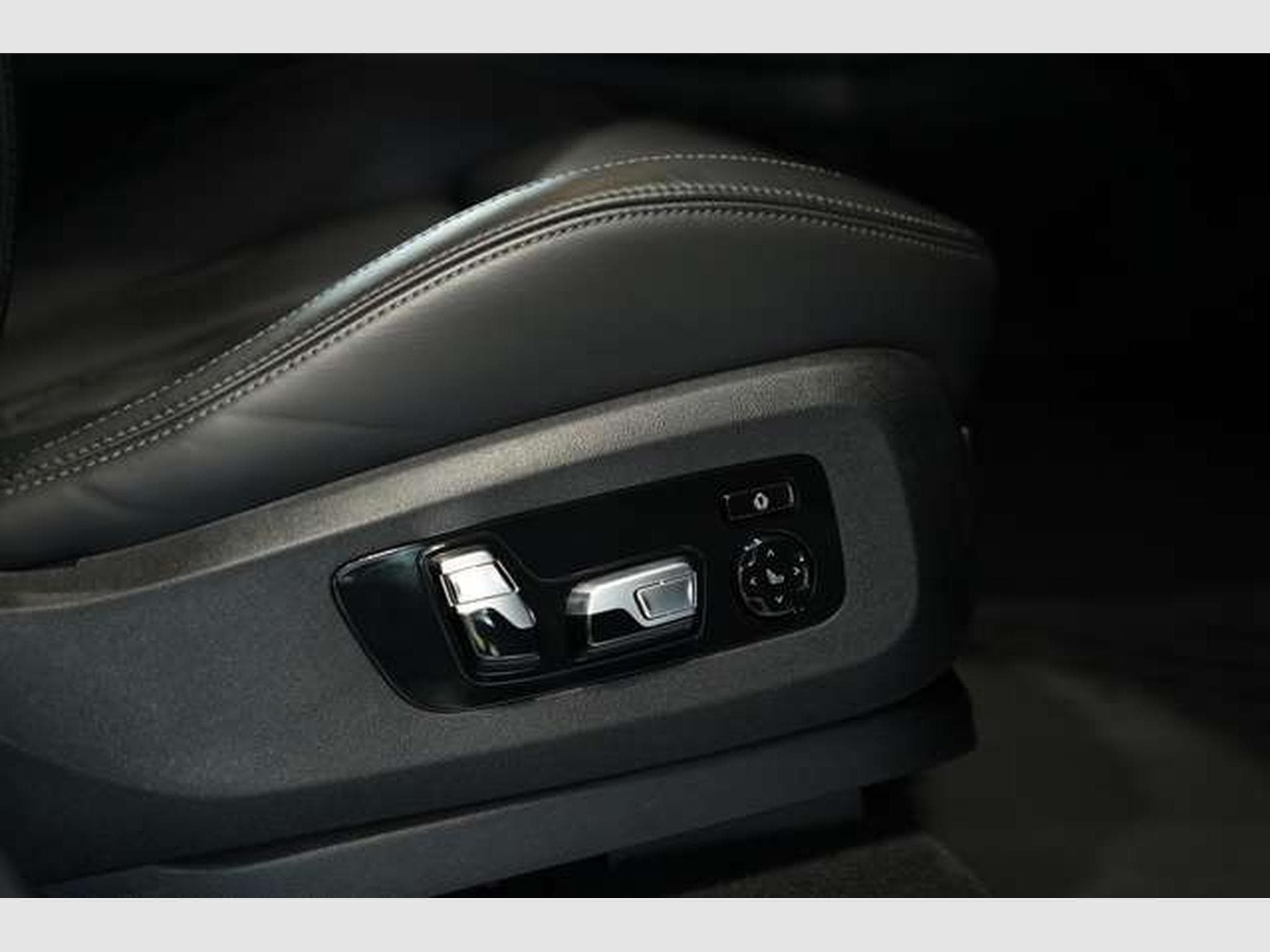 BMW X7 xD 40 d M Sport Pro 2H. *22*SkyLounge*Schale (2025) - Photo 17