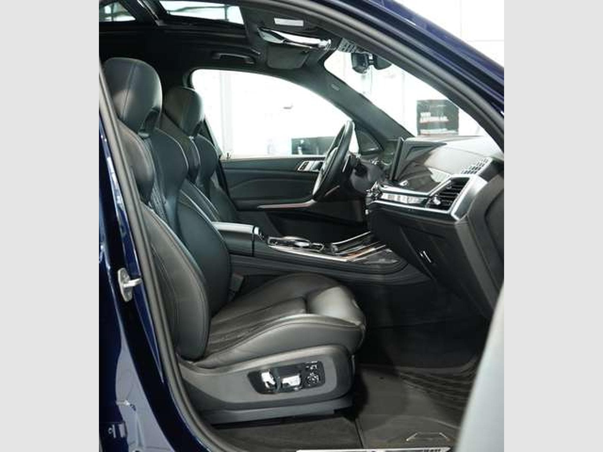 BMW X7 xD 40 d M Sport Pro 2H. *22*SkyLounge*Schale (2025) - Photo 16