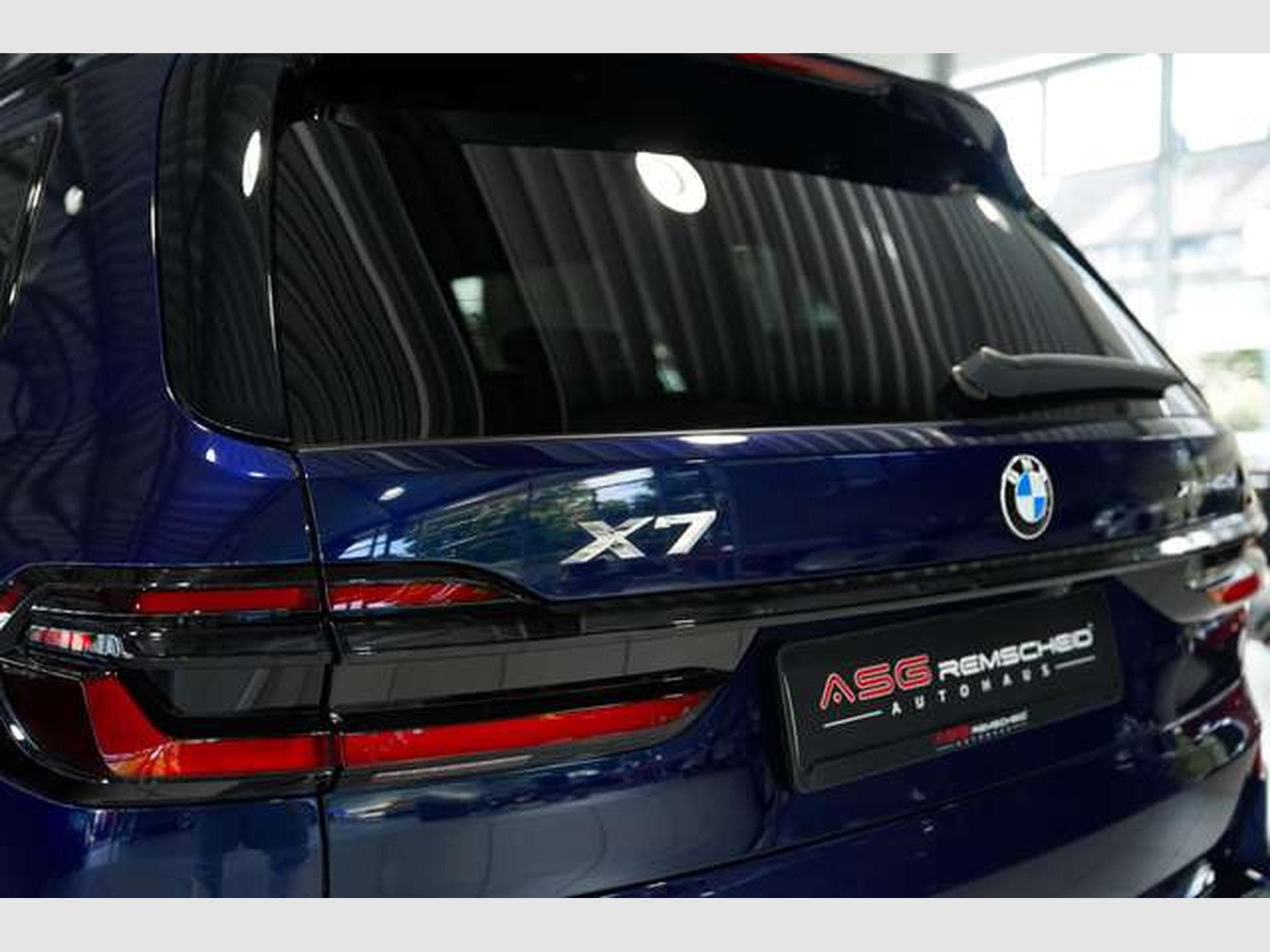 BMW X7 xD 40 d M Sport Pro 2H. *22*SkyLounge*Schale (2025) - Photo 13