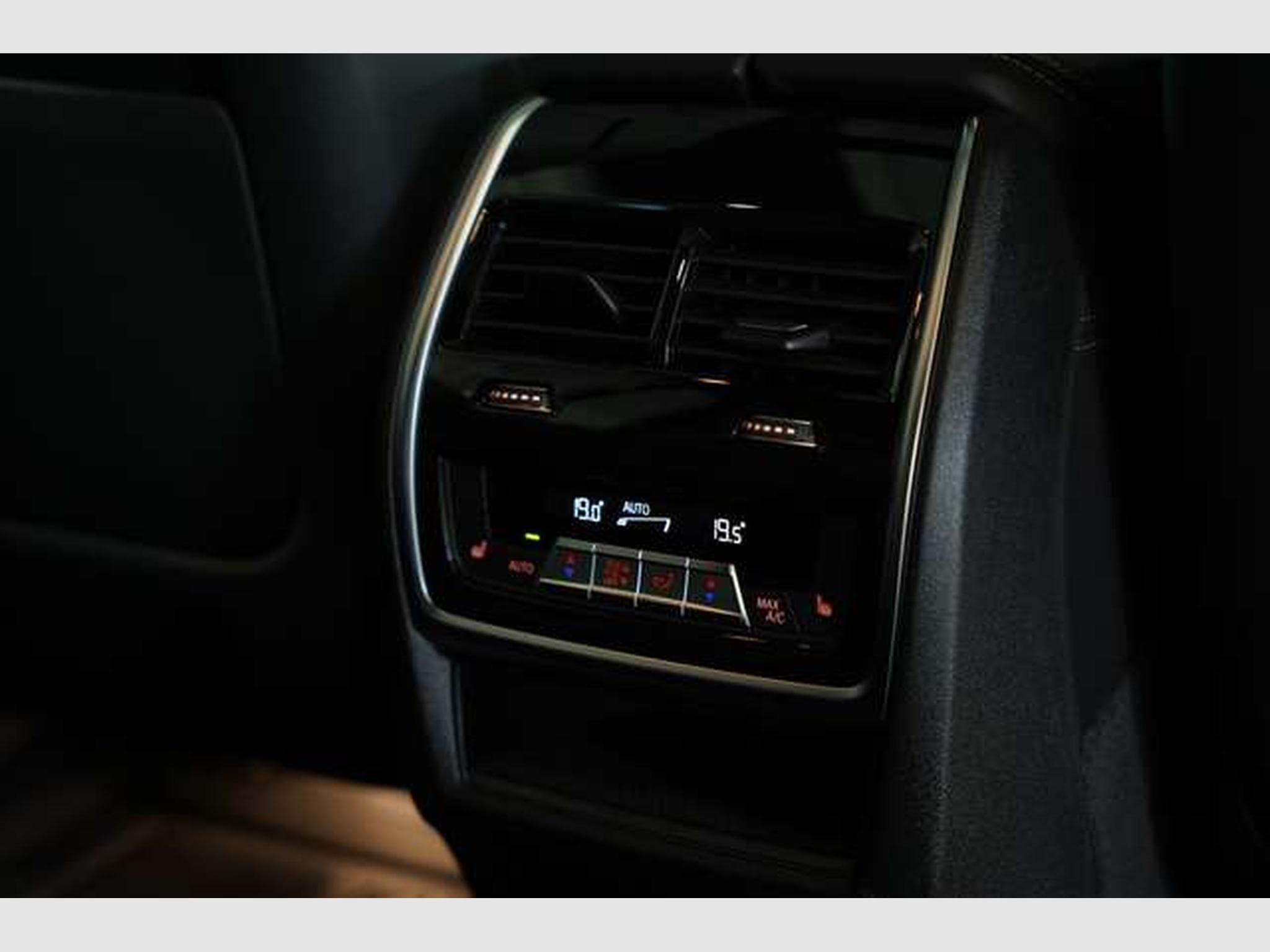 BMW X7 xD 40 d M Sport Pro 2H. *22*SkyLounge*Schale (2025) - Photo 26