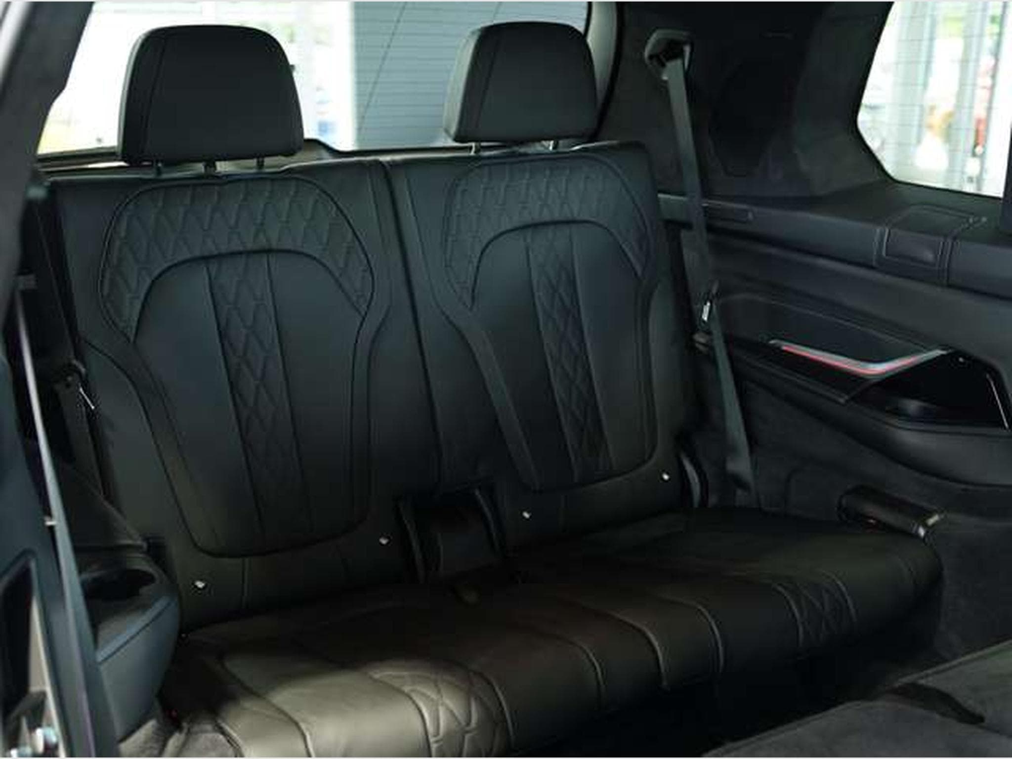 BMW X7 xD 40 d M Sport Pro 2H. *22*SkyLounge*Schale (2025) - Photo 27