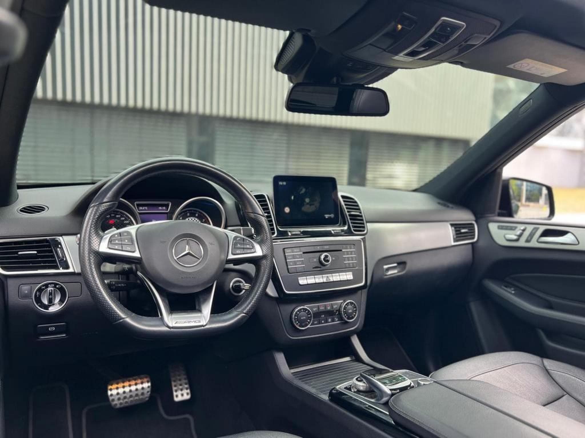 Mercedes GLE 450 AMG (2016) - Photo 14