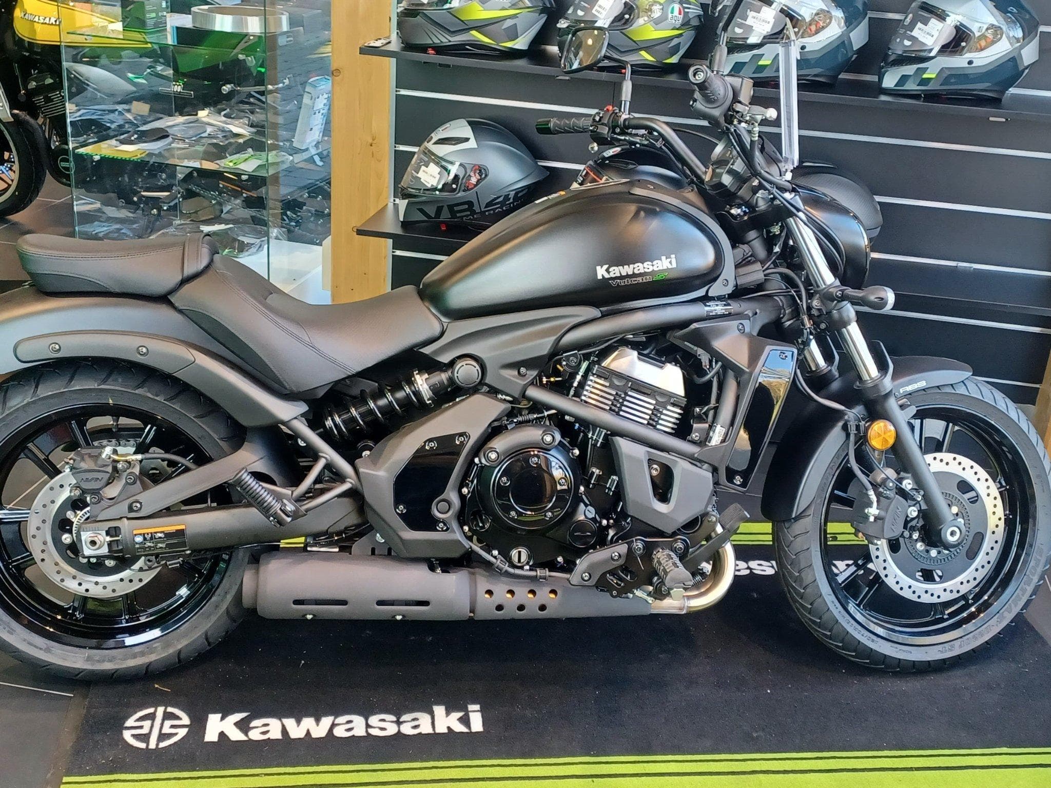 Kawasaki Vulcan S (2024) - Photo 1