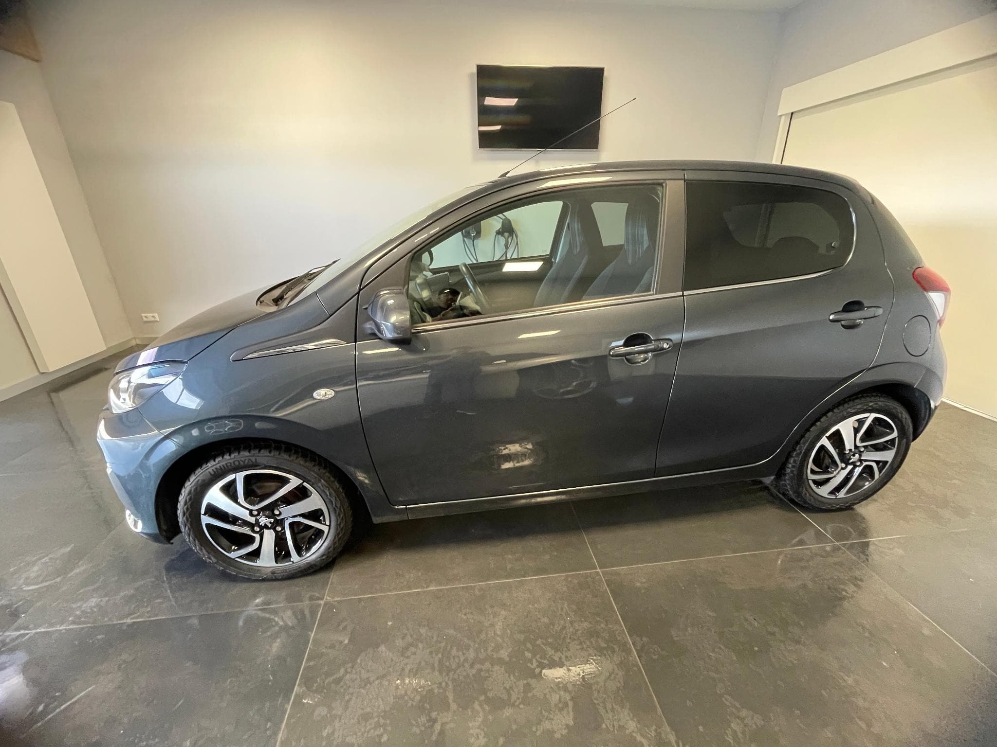 Peugeot 108 (2020) - Photo 2