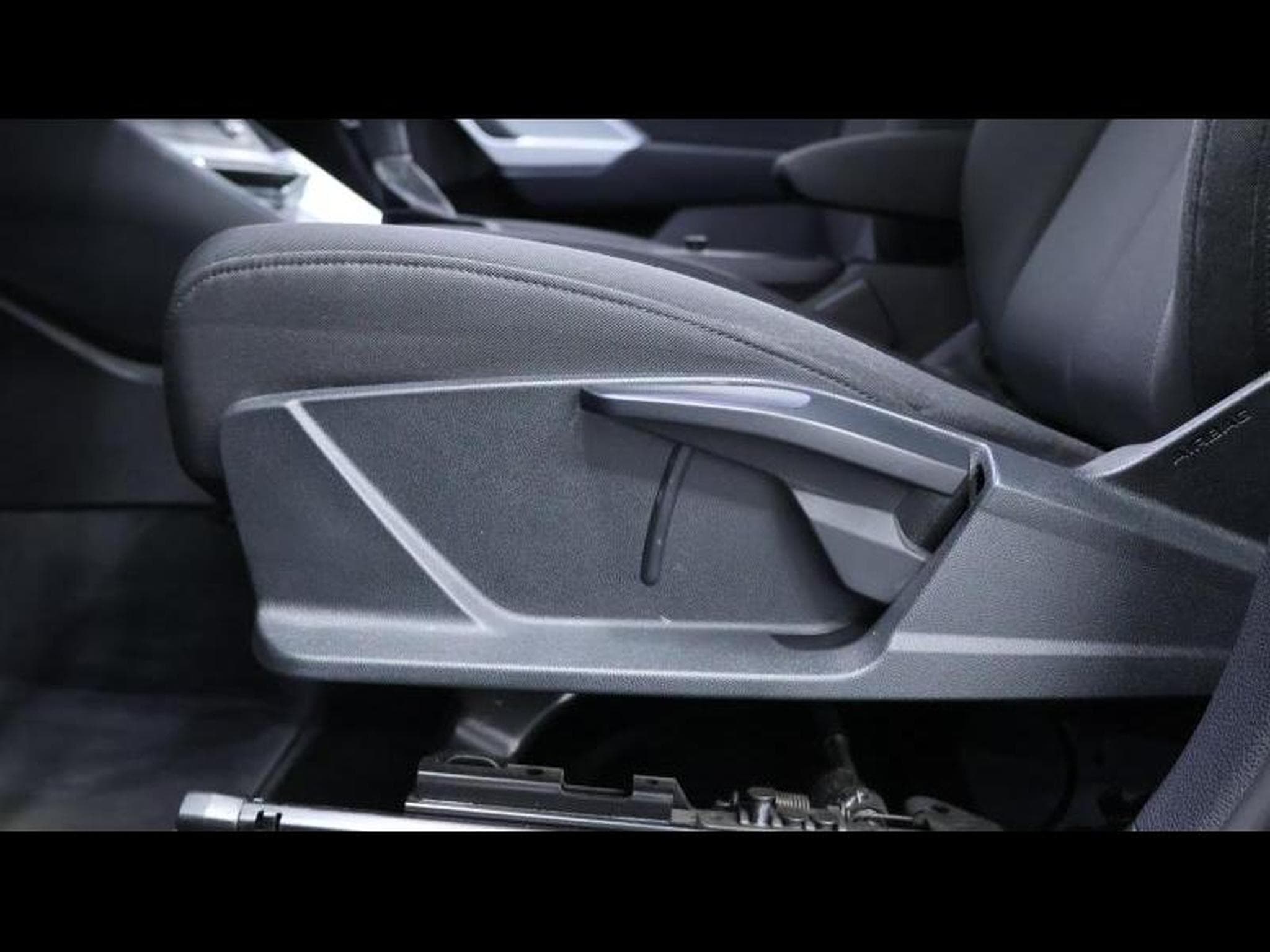Audi Q3 35 TFSI 150 S-Tronic (2022) - Photo 26