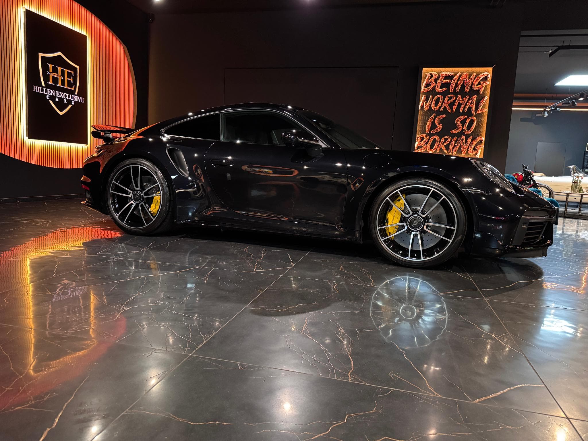 Porsche 992 (911) Turbo S Coupe (2024) - Photo 2