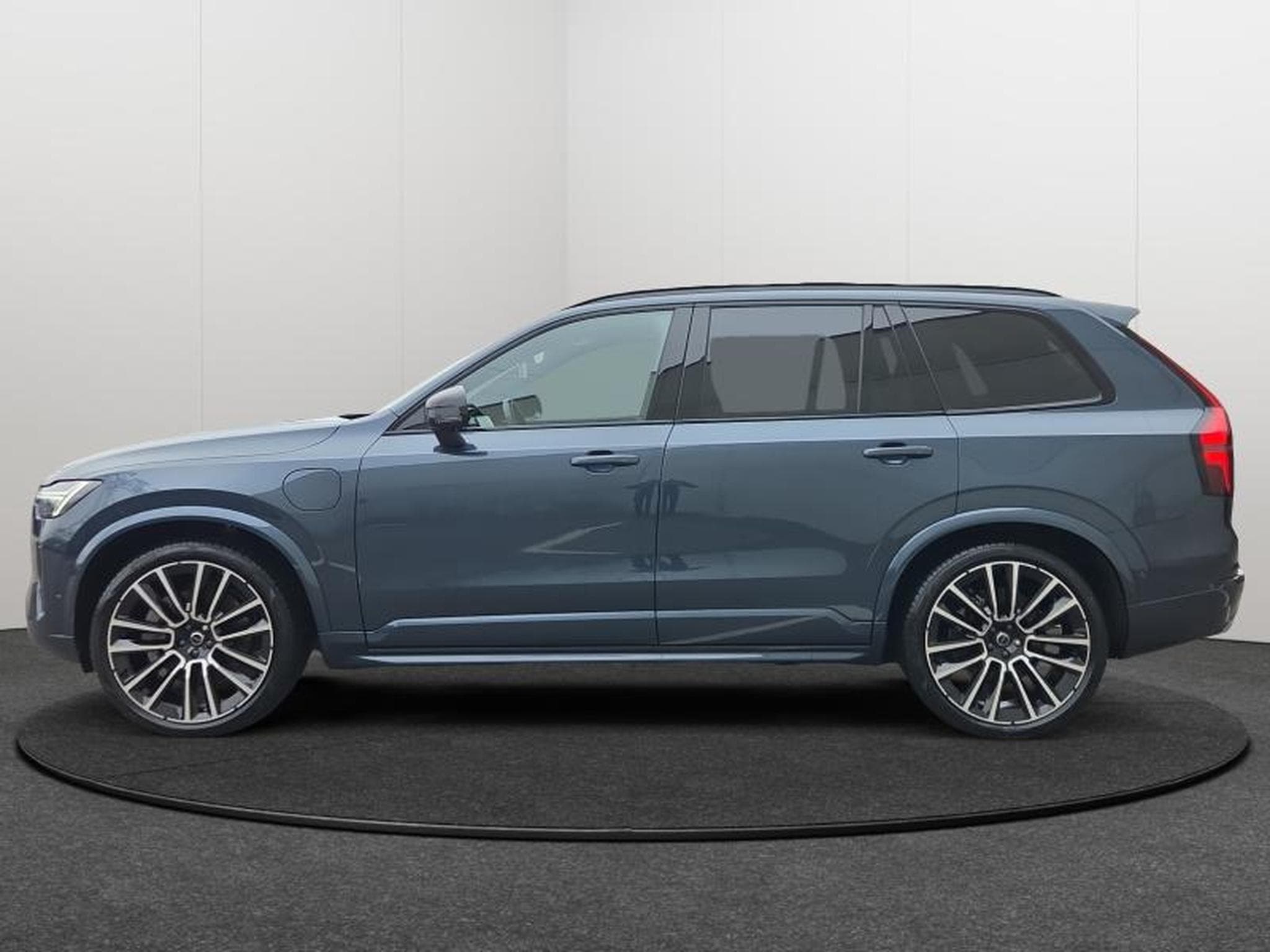 Volvo XC90 T8 Black Edition Ultra AWD 2027 / Hybride (2026) - Photo 4