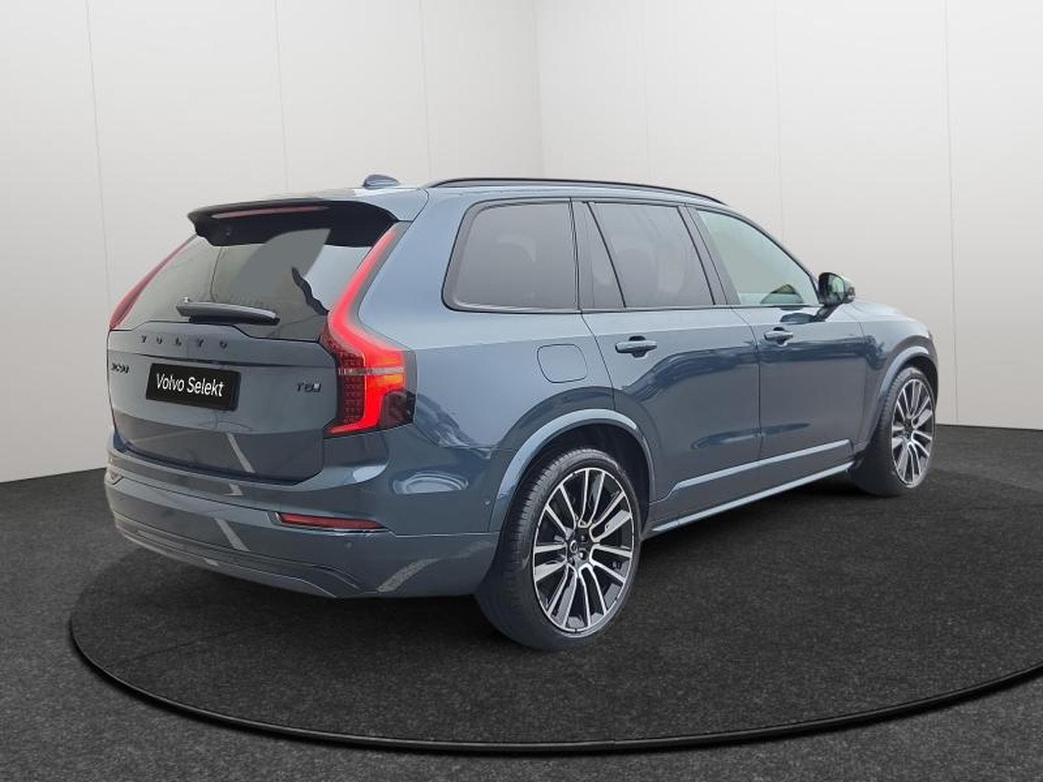 Volvo XC90 T8 Black Edition Ultra AWD 2027 / Hybride (2026) - Photo 2