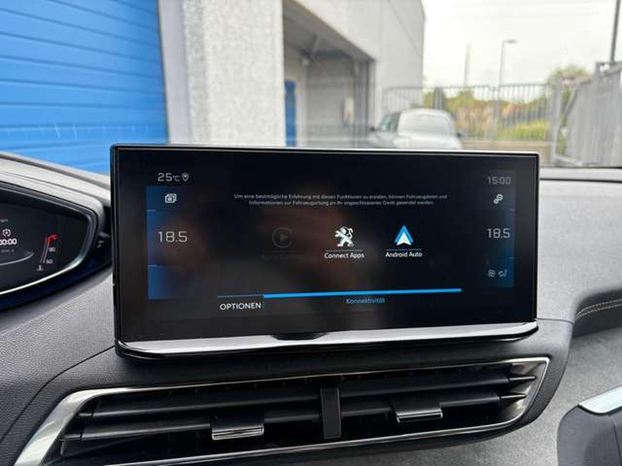 Peugeot 5008 5008 PureTech 130 EAT8 Stop (2023) - Photo 8