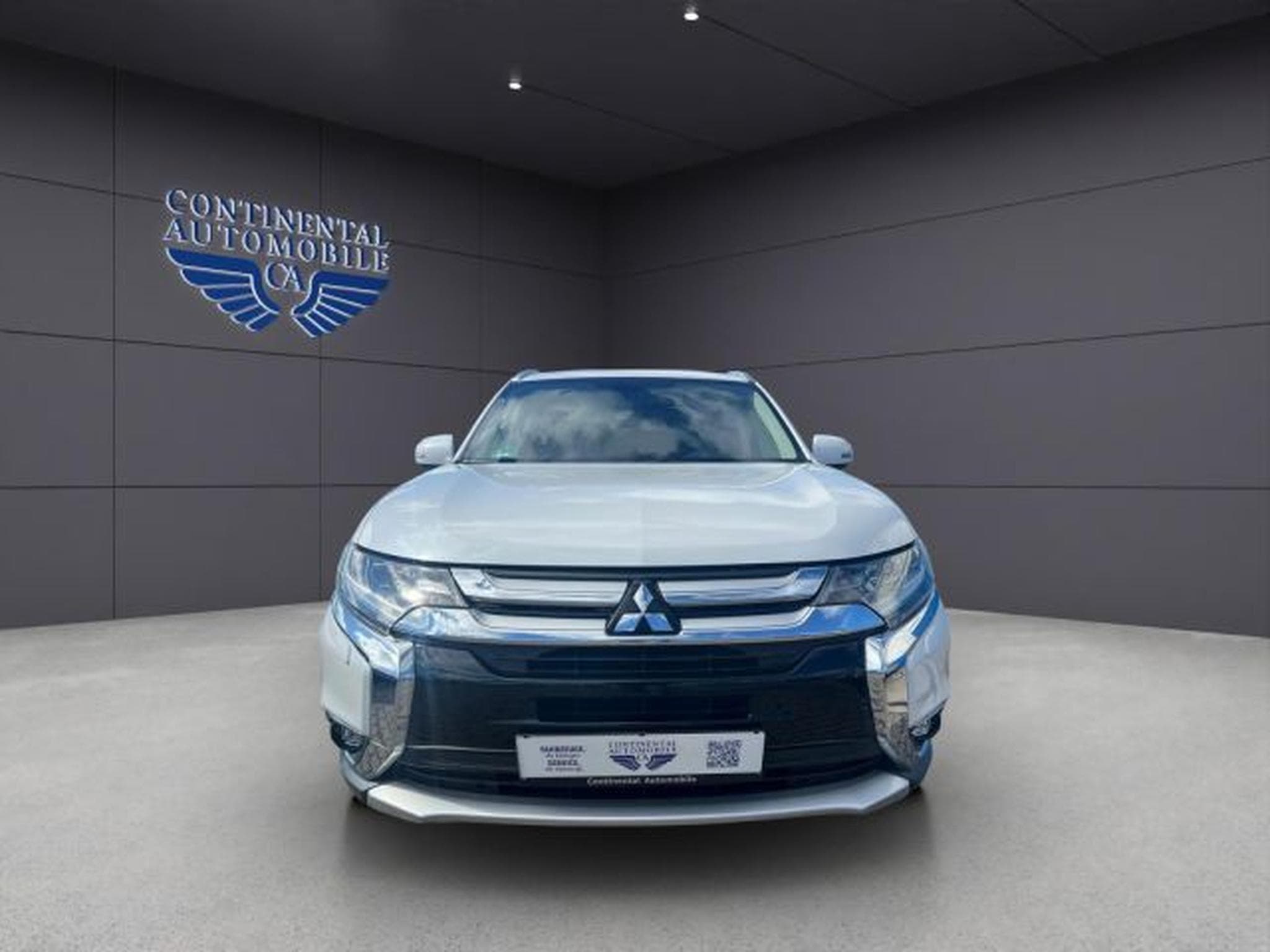 Mitsubishi Outlander Outlander 4x4 KLIMA,NAVI,PDC,360CAM,SHZ,XENON,BT (2017) - Photo 2