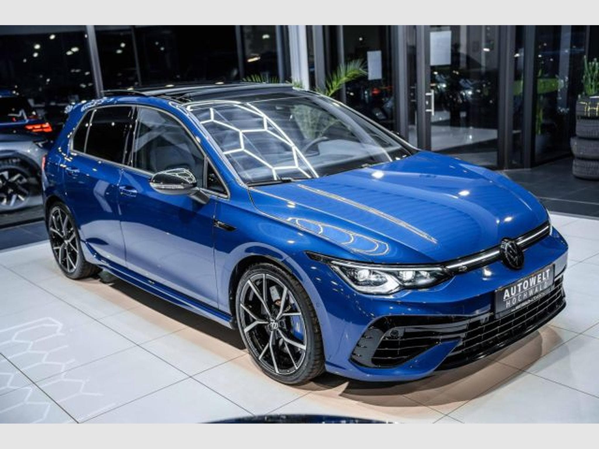 VW Golf Golf 8 2.0 TSI R Performance DSG 4M H&amp;K PANO IQ (2024) - Photo 6