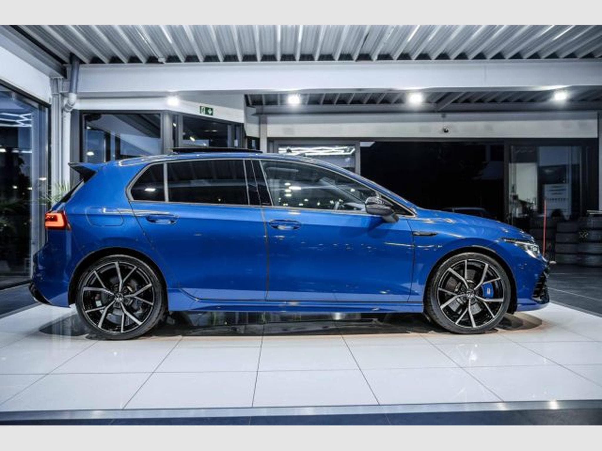 VW Golf Golf 8 2.0 TSI R Performance DSG 4M H&amp;K PANO IQ (2024) - Photo 7