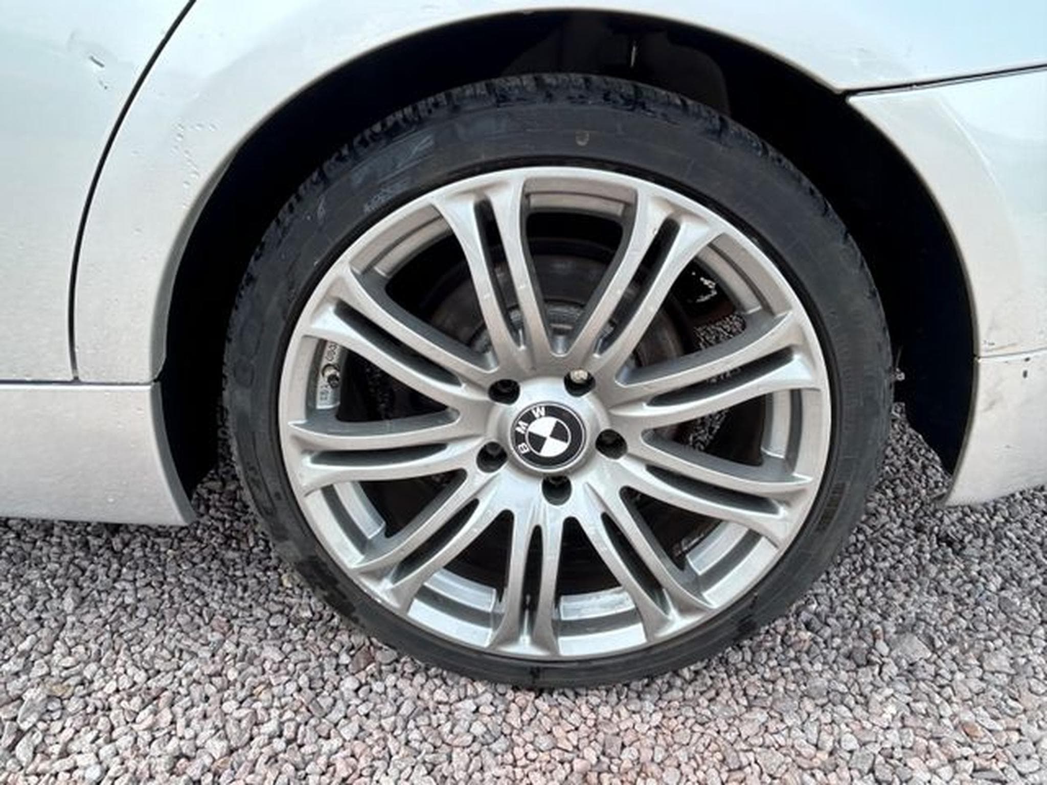 BMW 318 318i Lim. *PDC*SHZ*Klima* (2006) - Photo 15