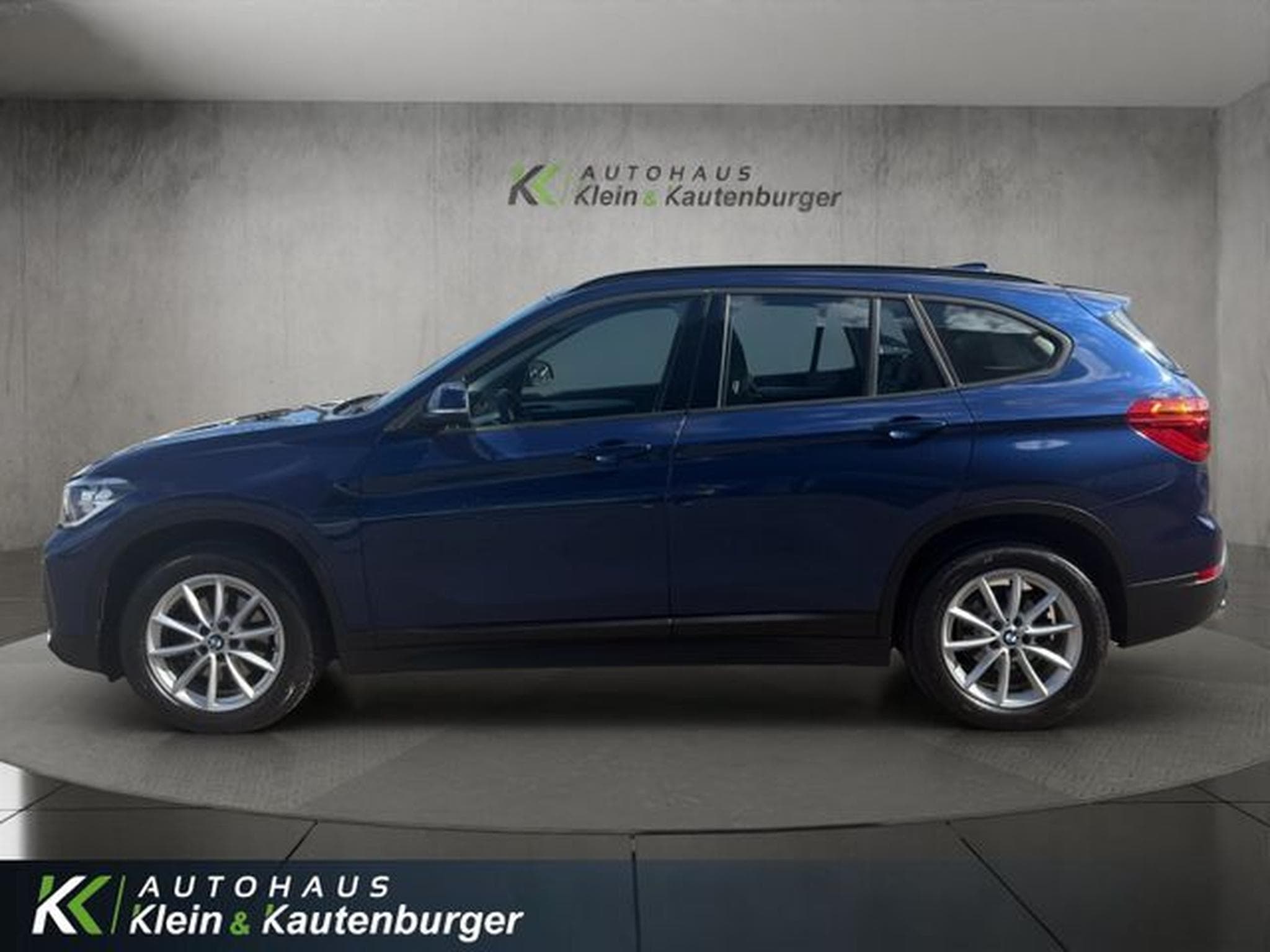 BMW X1 X1 sDrive18i Advantage AUTOMATIK+PANO+KAMERA+NAV (2019) - Photo 8