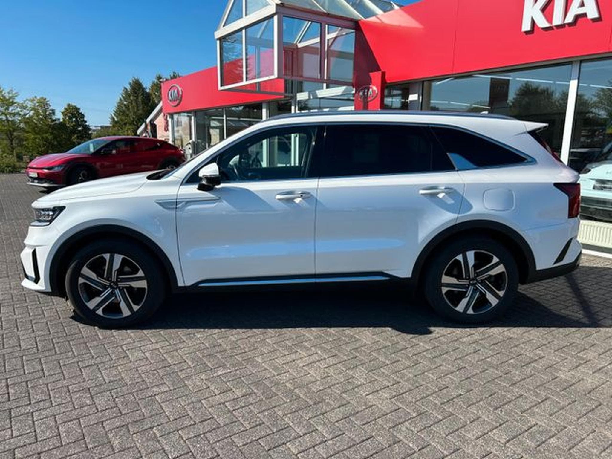 Kia Sorento Sorento 1,6T PHEV AWD Platinum GD Sound HUD (2021) - Photo 4