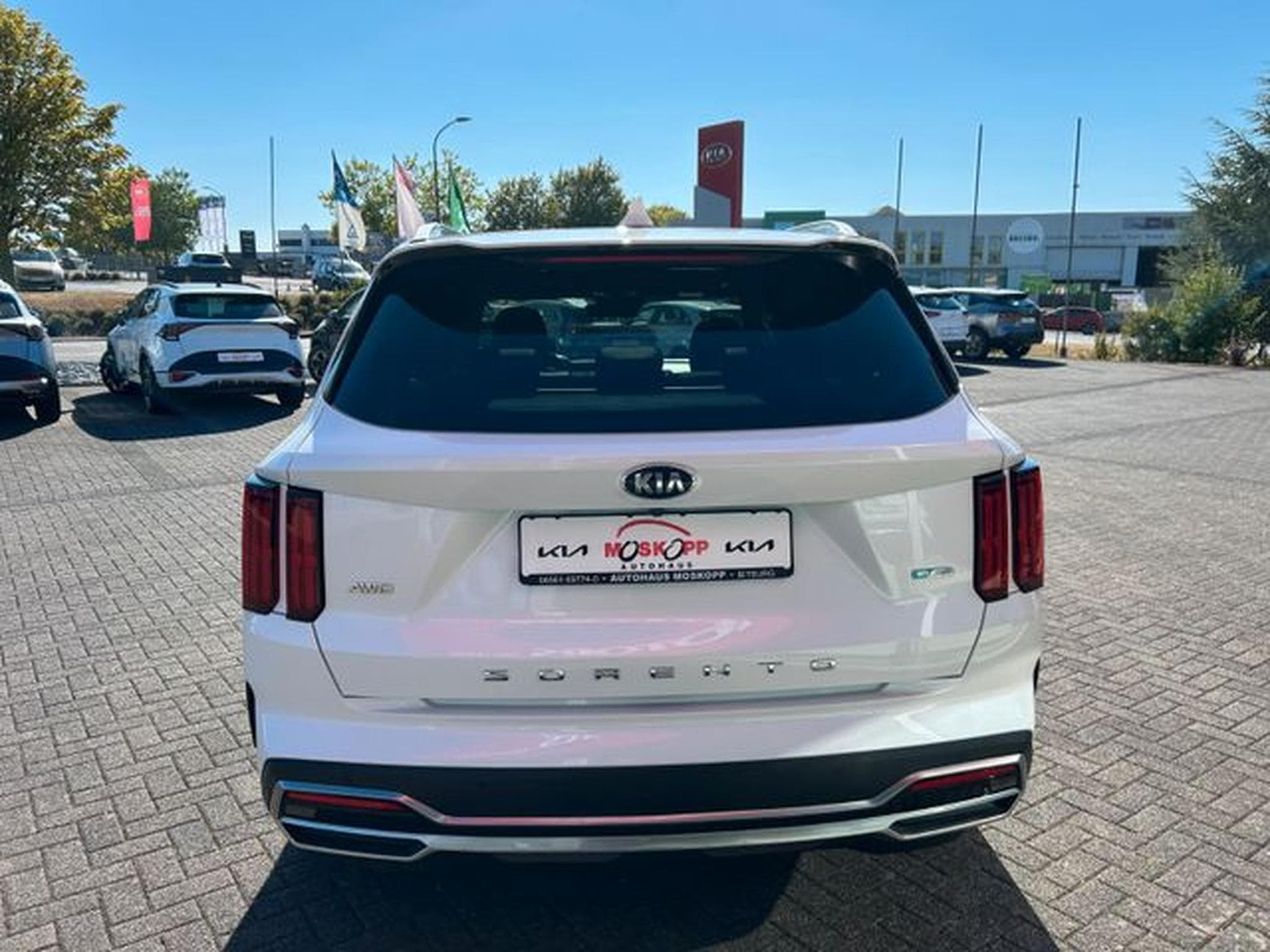 Kia Sorento Sorento 1,6T PHEV AWD Platinum GD Sound HUD (2021) - Photo 6