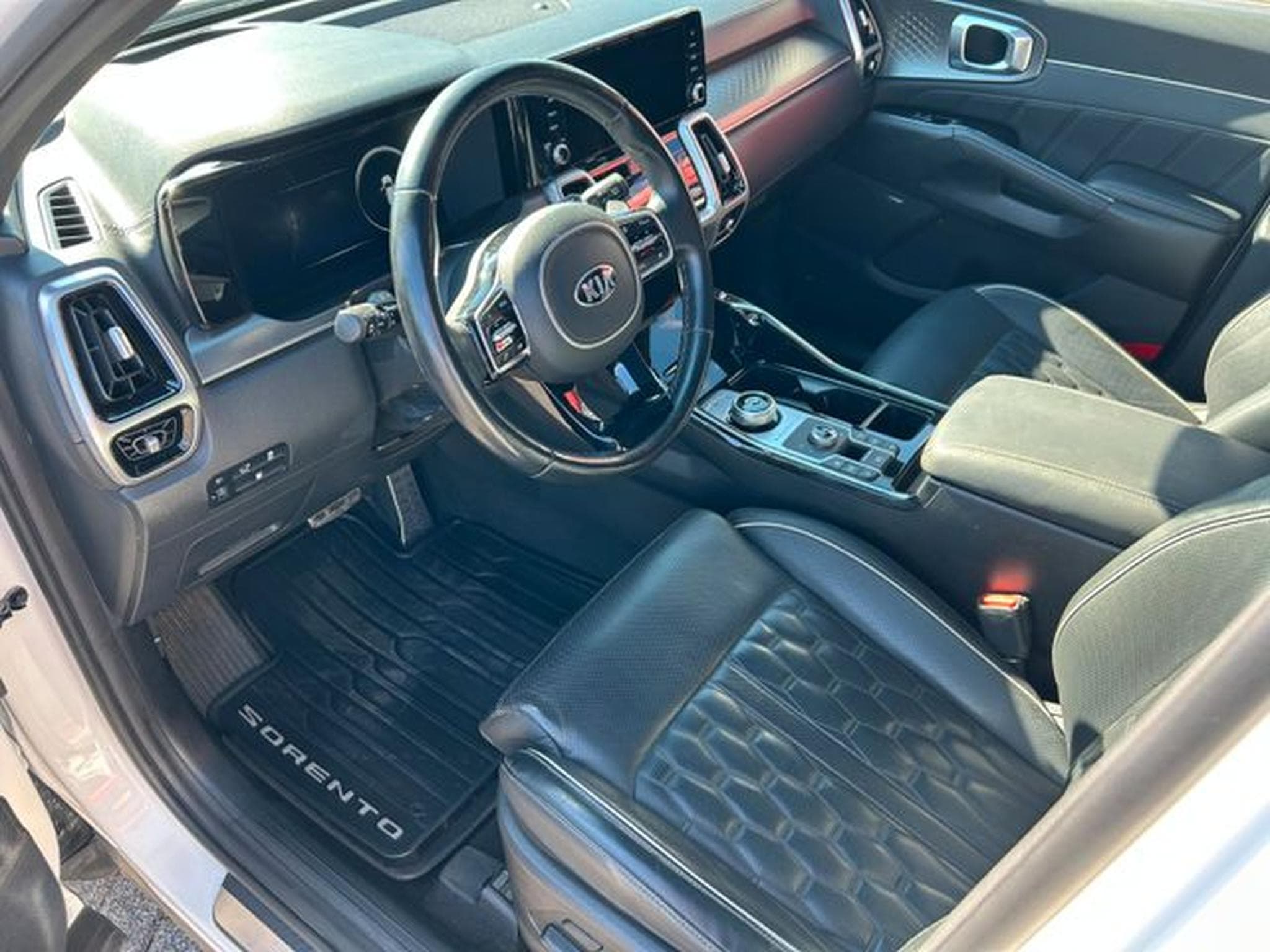 Kia Sorento Sorento 1,6T PHEV AWD Platinum GD Sound HUD (2021) - Photo 14