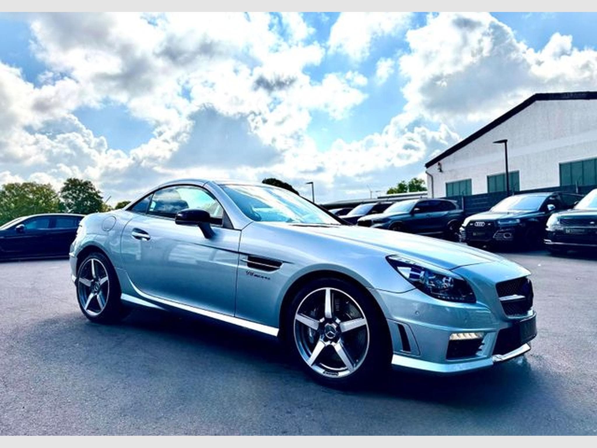 Mercedes SLK 55 AMG SLK 55 AMG MAGIC-SKY*AIRSCARF*BI-XENON+ILS*NAVI* (2013) - Photo 4
